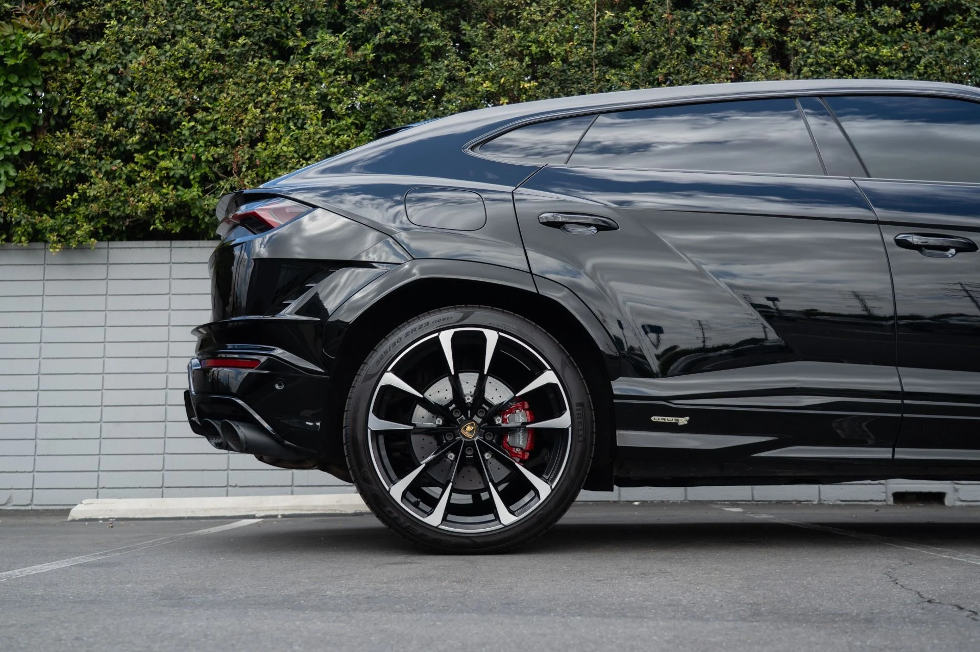 mph006_319479793_Used_2024_Lamborghini_Urus_S_1757442368_dd6c8e0ef5