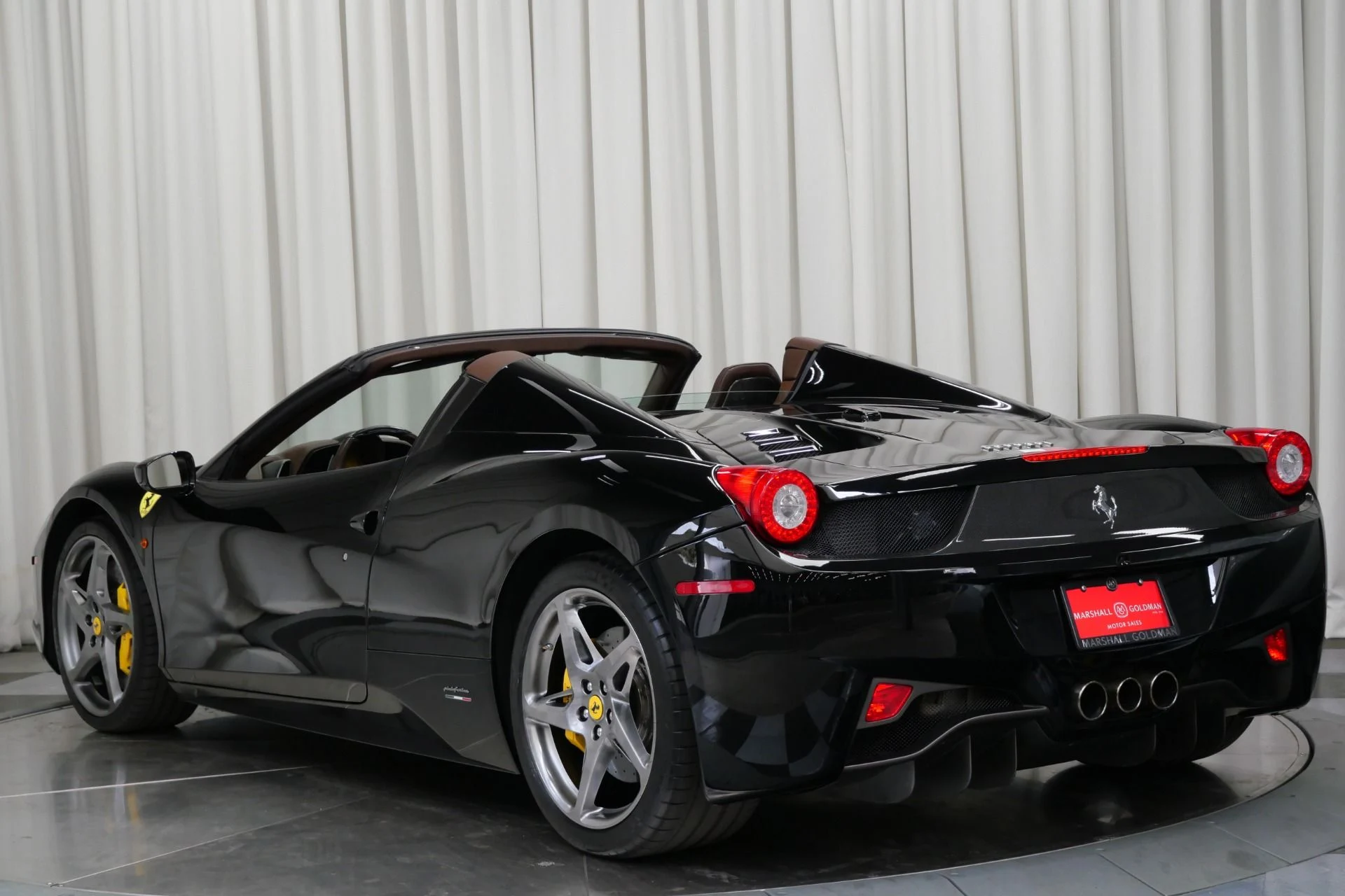 mph006_3199557170_Used_2013_Ferrari_458_Spider_1758308193_2991eddb37