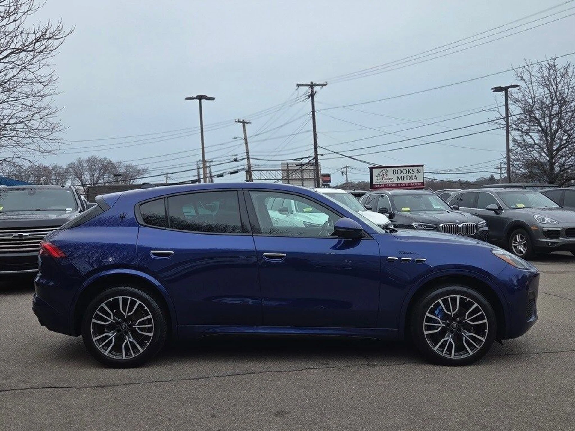 mph006_3203140880_e3232a9087c3cc104963355d2d4da69dx_0fbc06bad6