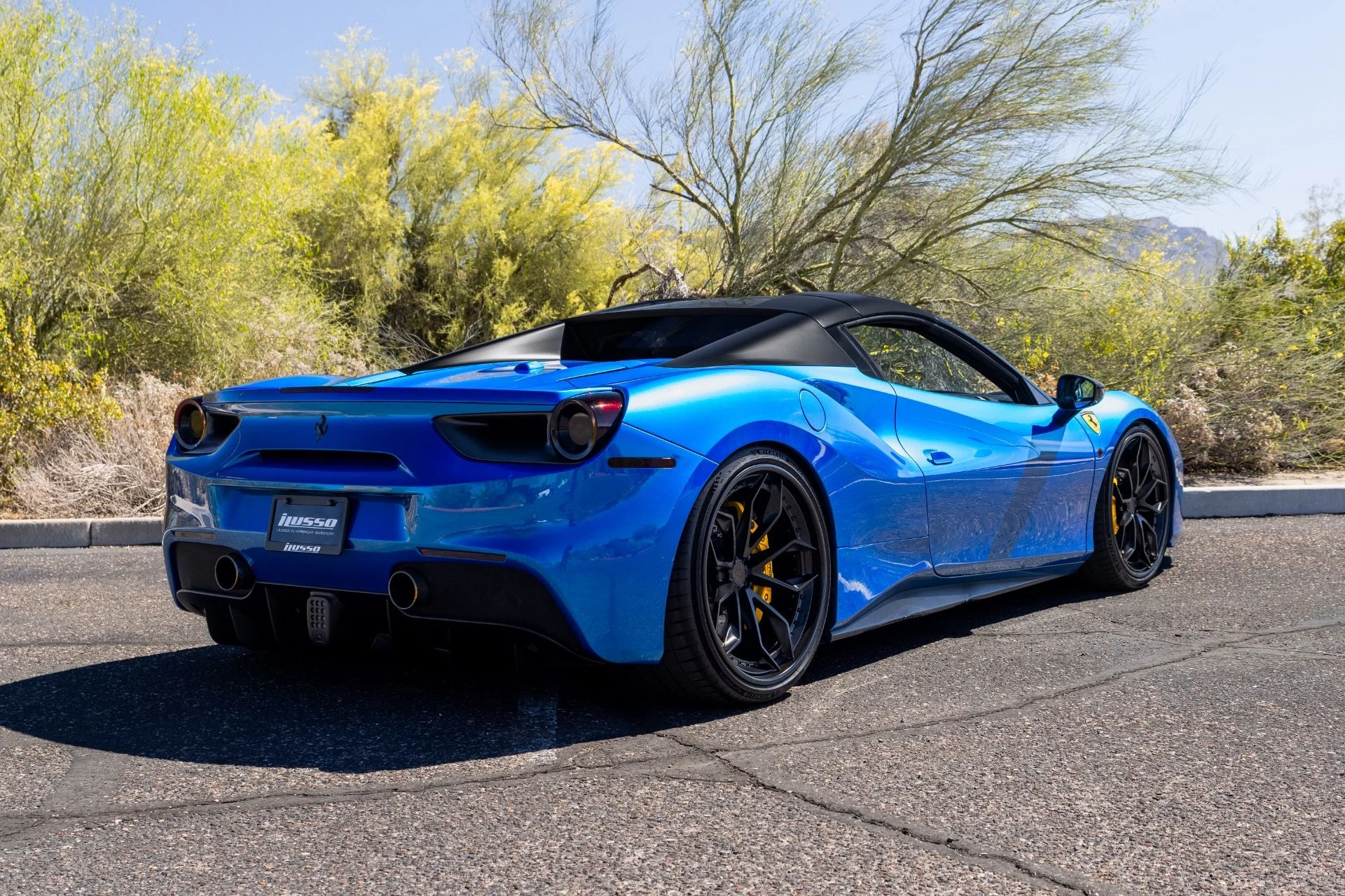 mph006_3205185374_Used_2017_Ferrari_488_Spider_1774722823_34291c92b5