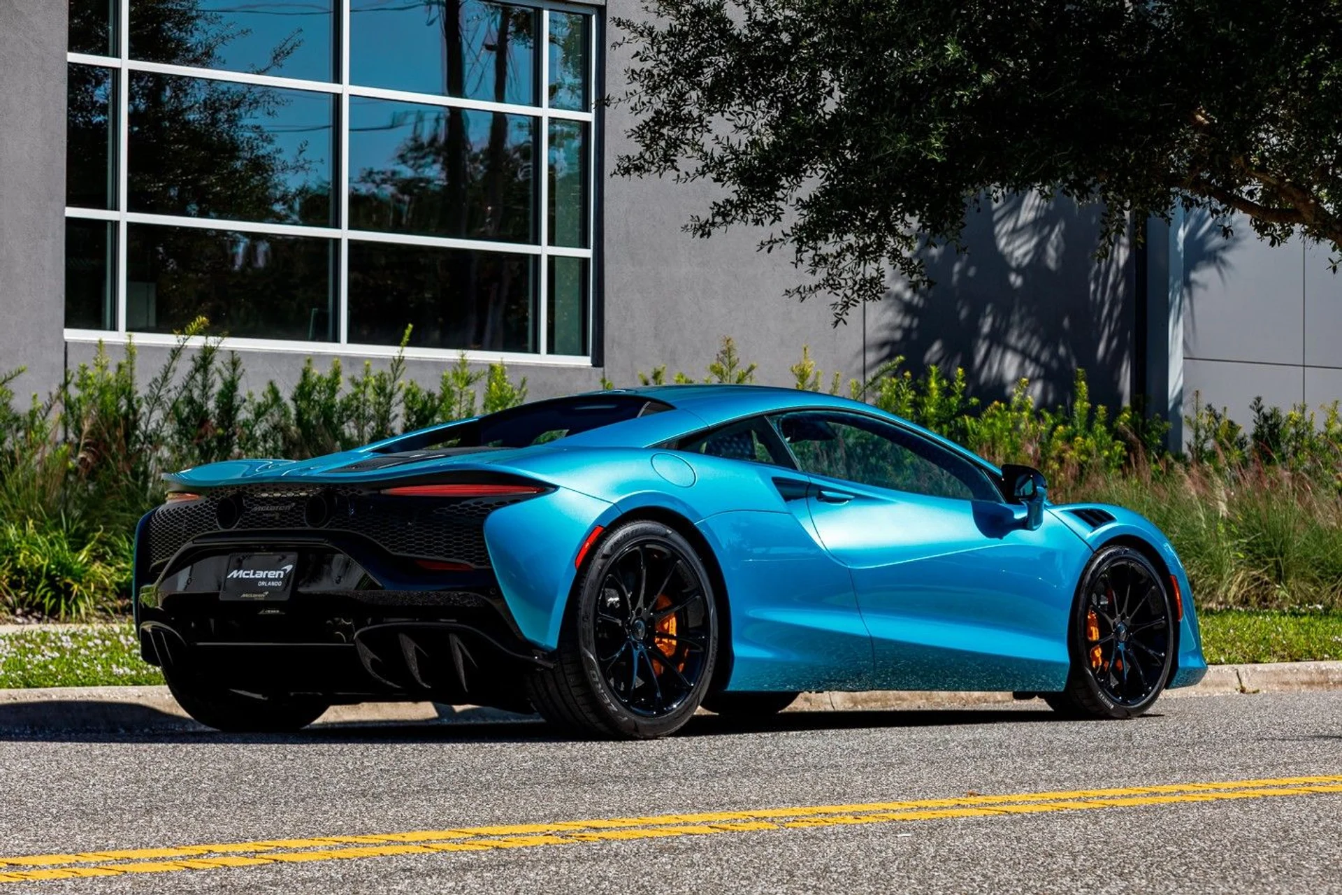 mph006_3209795725_602_p7_l_6eecece81d