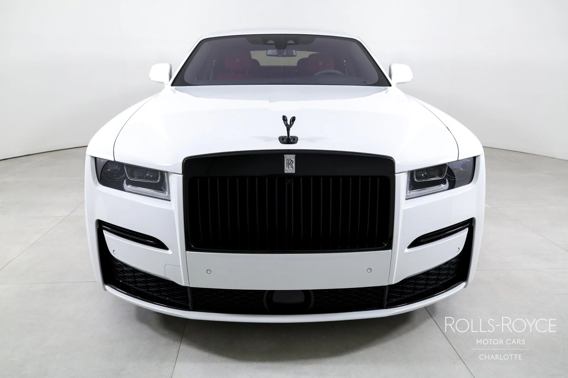 mph006_321383580_Used_2024_Rolls_Royce_Ghost_1723672275_0f52ed0937