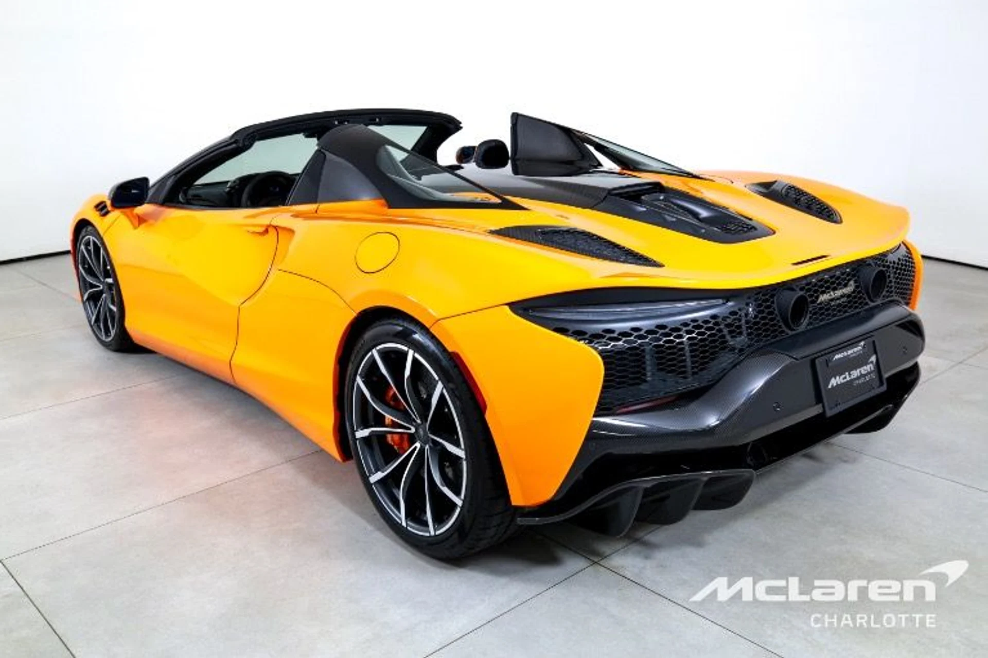 mph006_3215181697_Used_2025_Mc_Laren_Artura_Spider_fb68c9475d