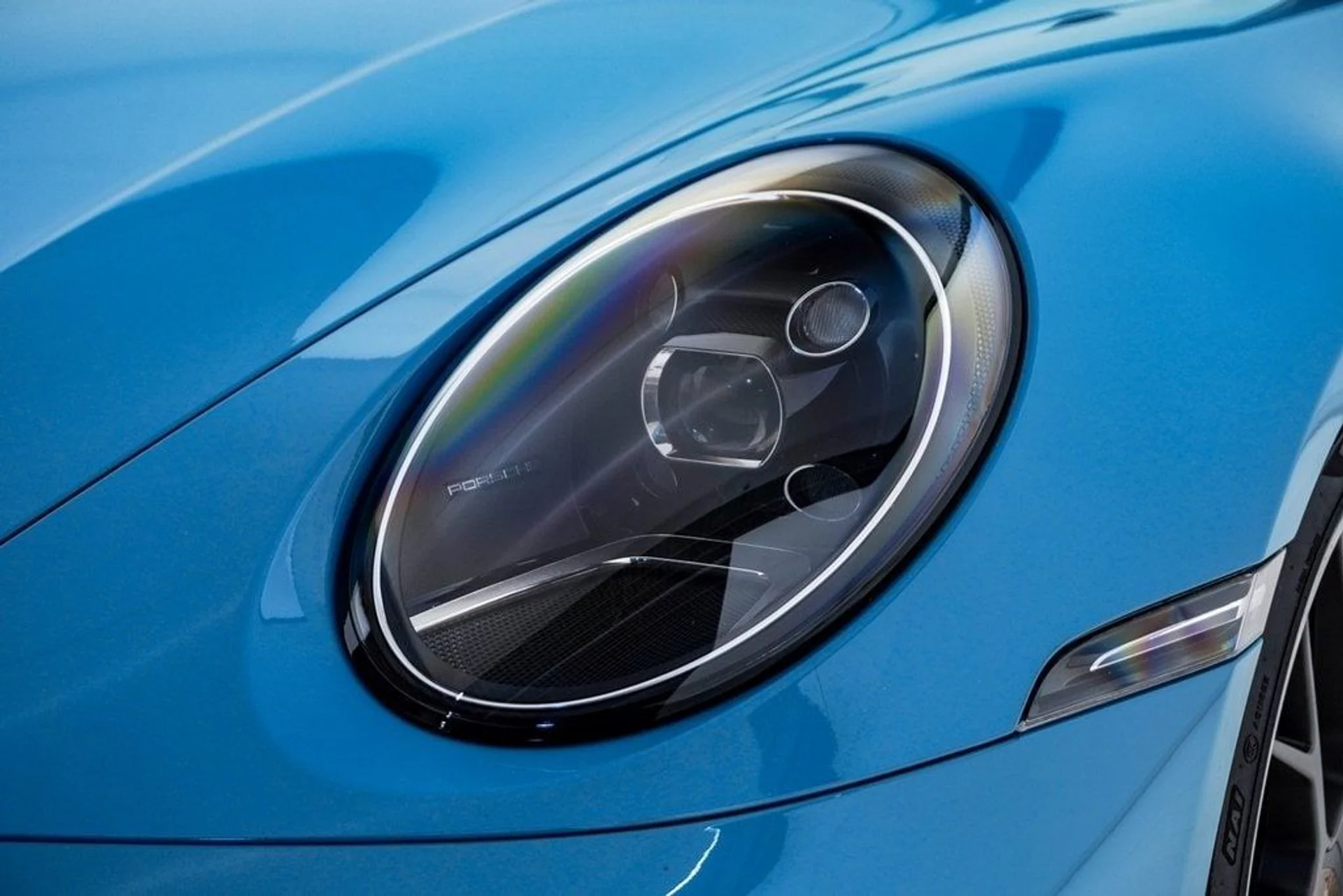 mph006_3218917864_b40e438b486b23647605a33508931e1fx_8400fbf9e5