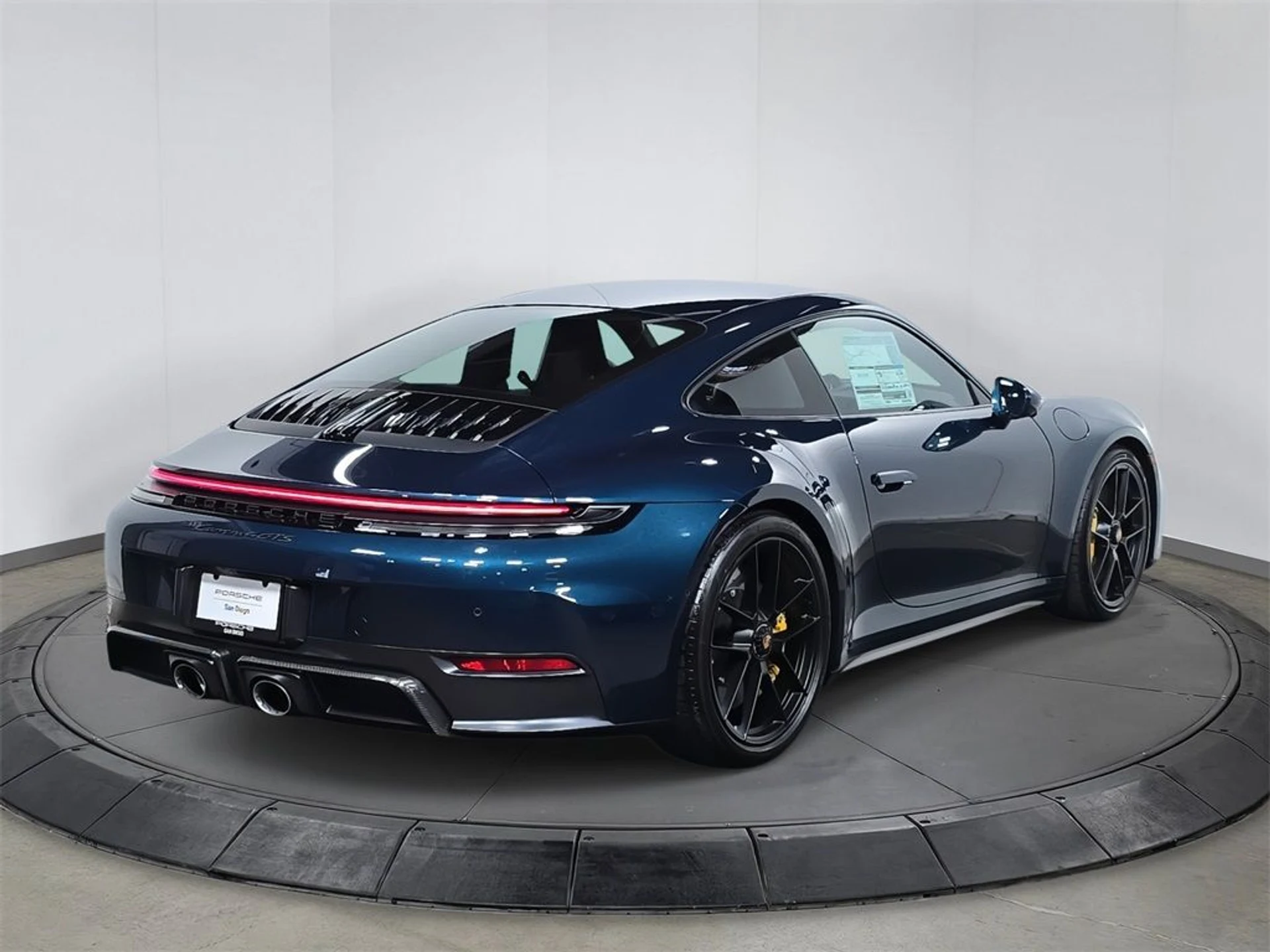 mph006_32223593_9aa2655abce5a594ead92b789ee43249_4996682dcb