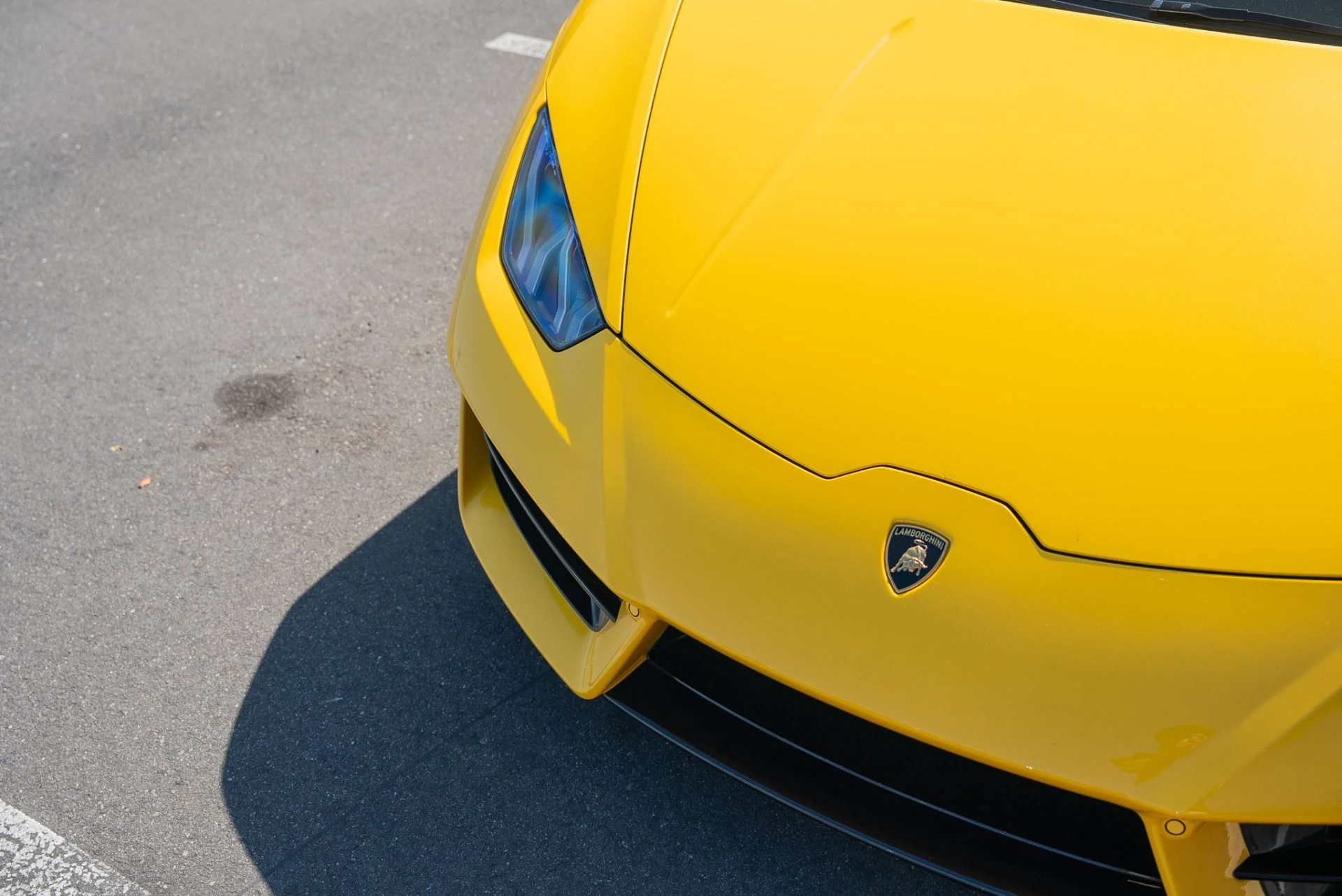 mph006_3229083463_Used_2018_Lamborghini_Huracan_LP_580_2_1762289056_8cd1754c17