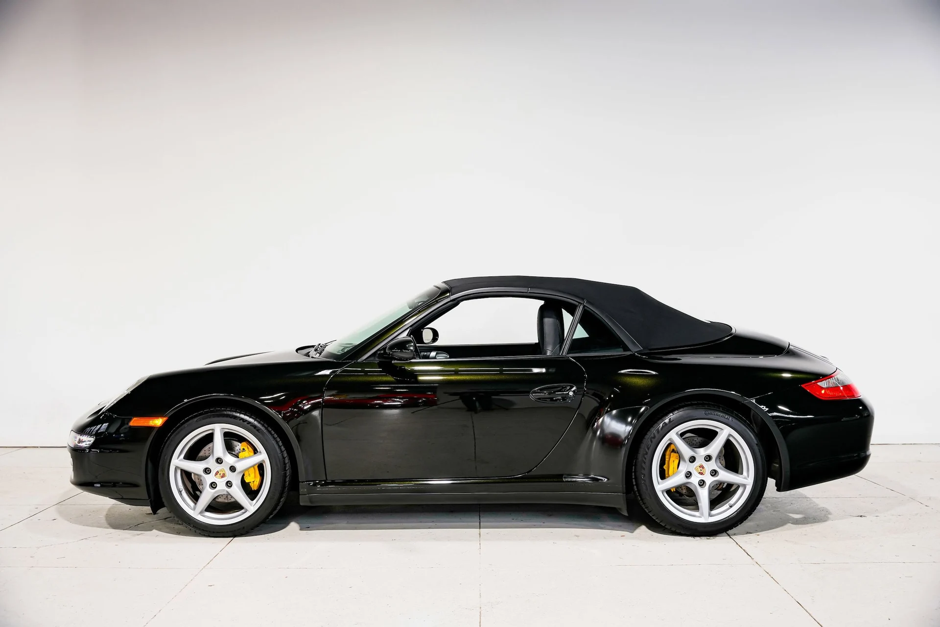 mph006_3232581447_c2356db90ef9431230966a6bc0b8168dx_c528b1409f