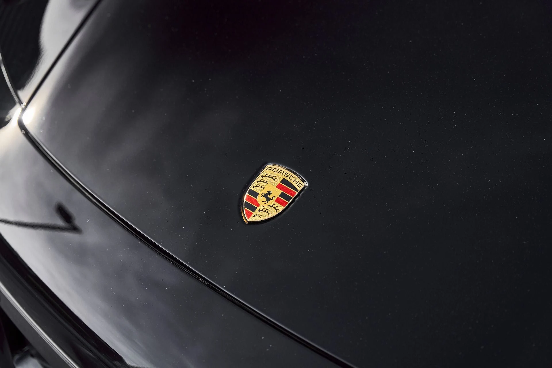 mph006_3235702233_Used_2022_Porsche_911_Turbo_S_1773939875_da40253932