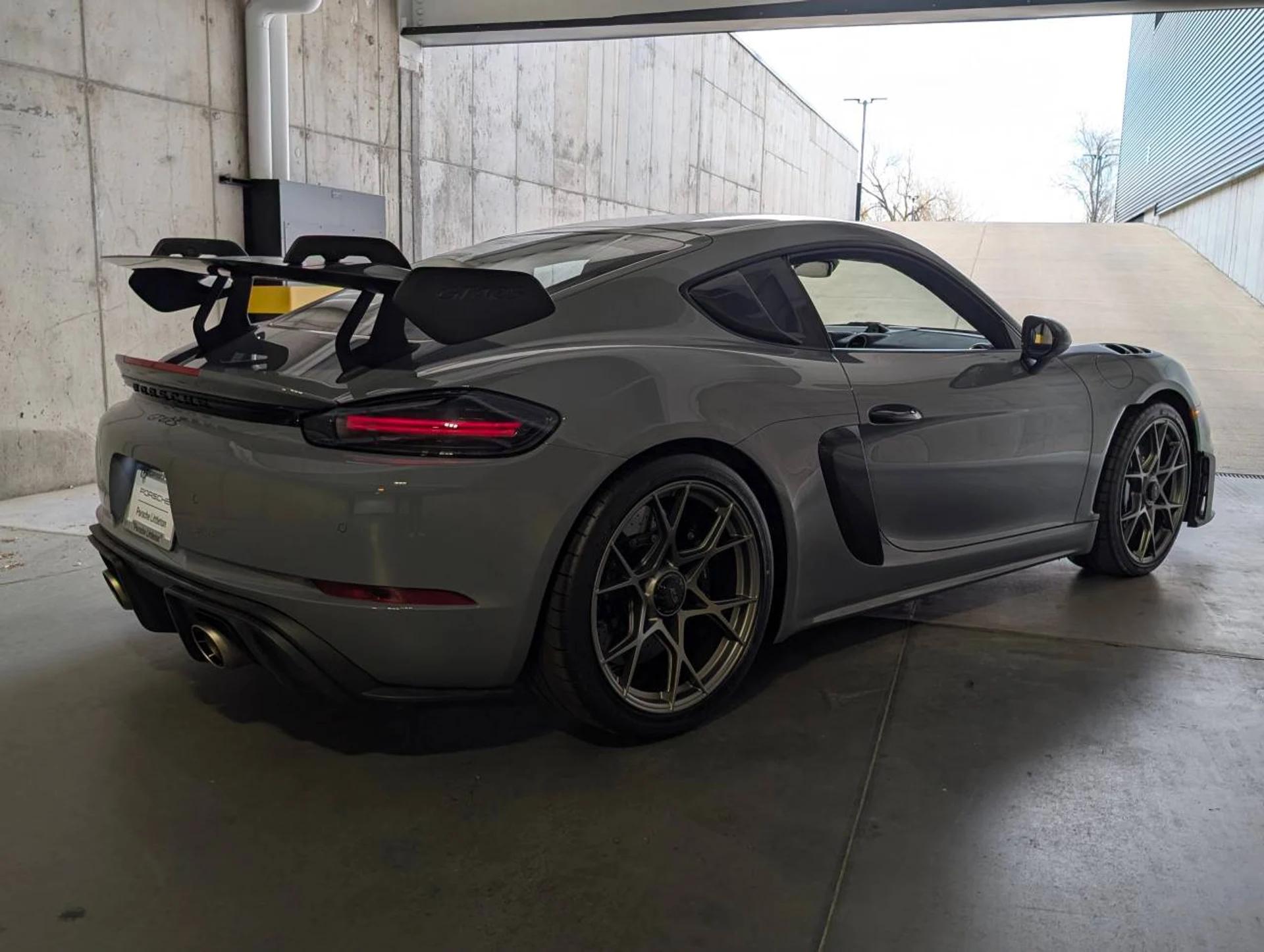 mph006_3240770138_d2c7afb91ab8a01a6296c0ffe98af583x_d295a842d4