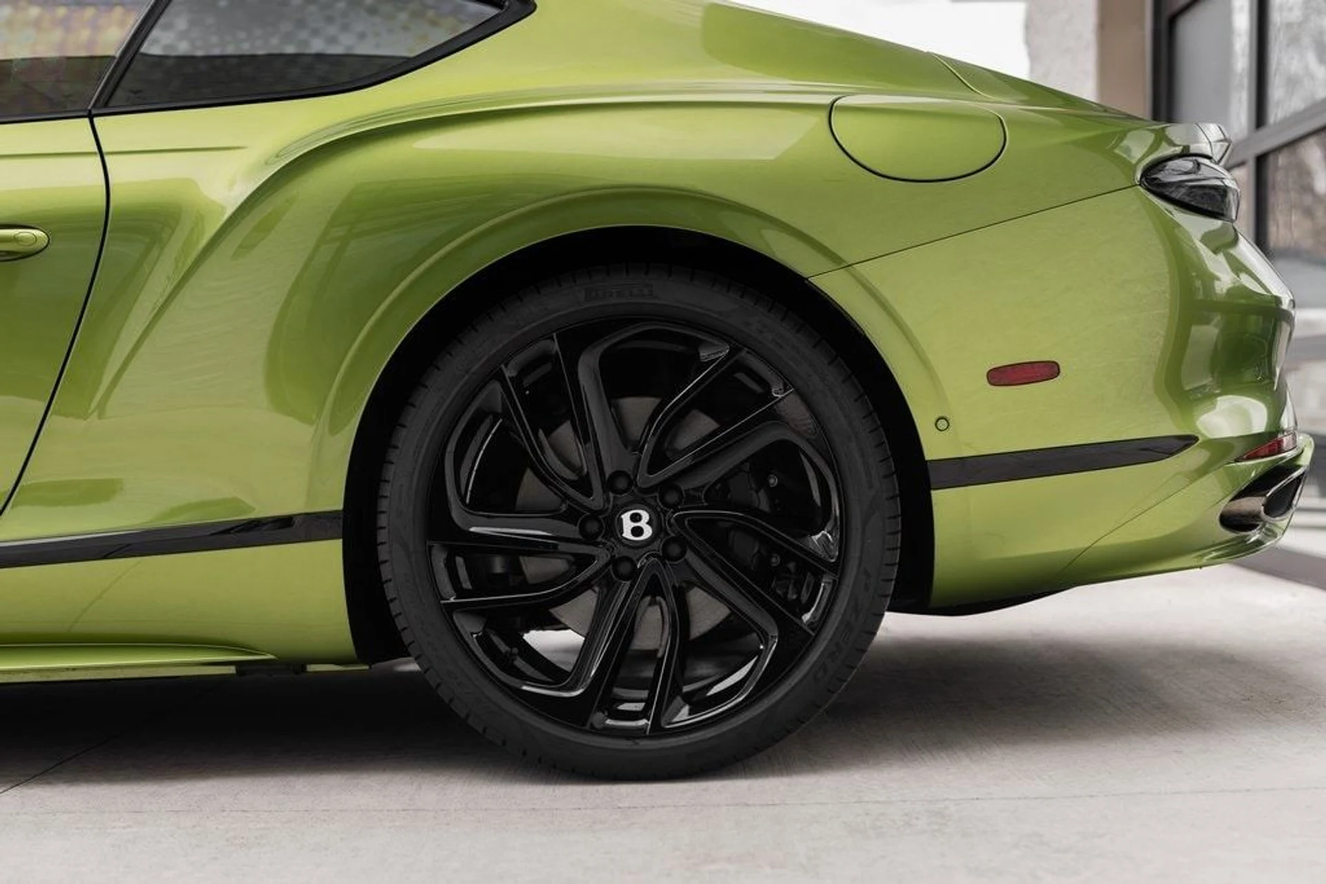 mph006_3241056379_4b952fbad3798ccfc361de9f500a6cb6x_3817d7f142