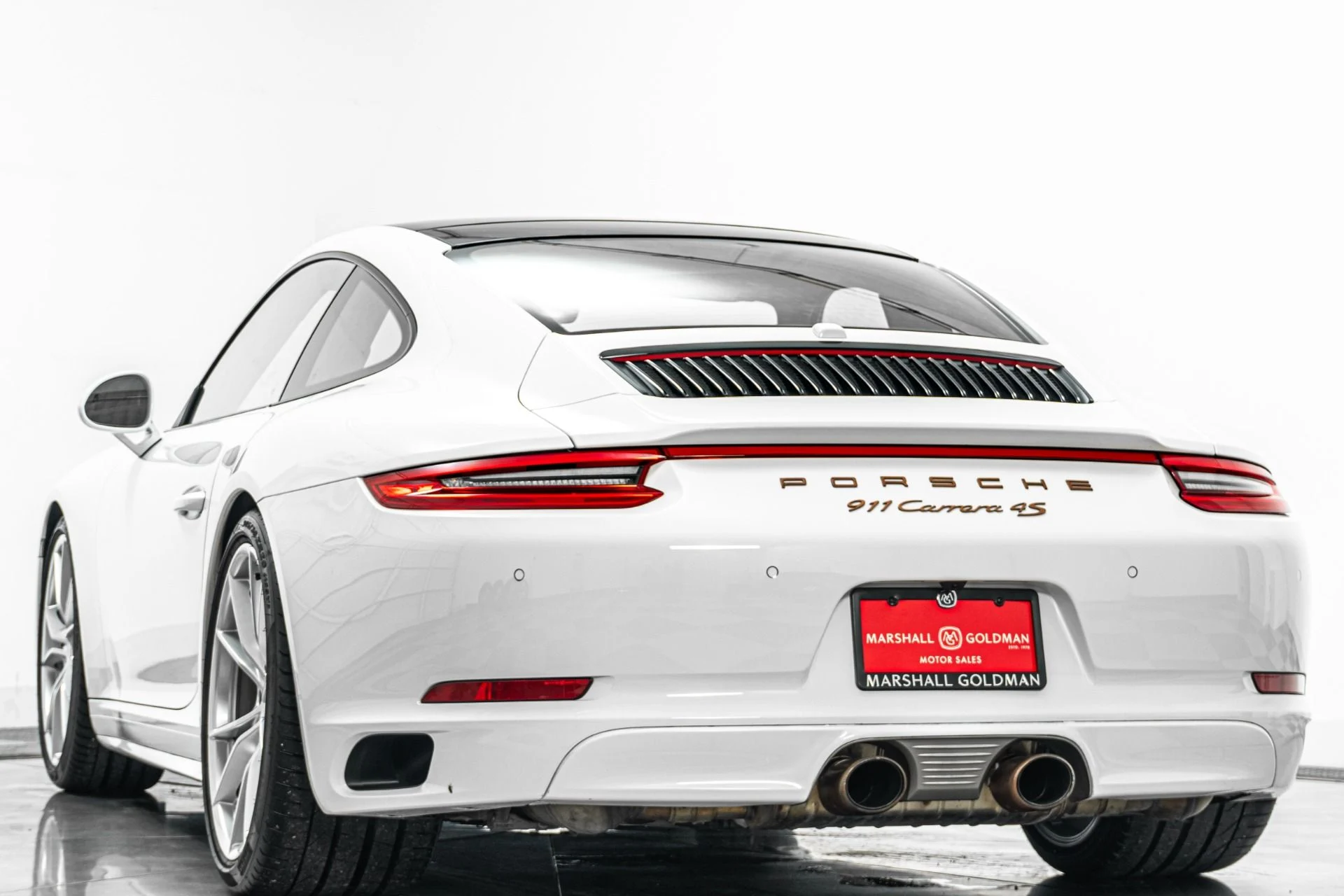 mph006_3244597119_Used_2019_Porsche_911_Carrera_4_S_Sport_Package_Two_Tone_Interior_1782227287_c3ab528009