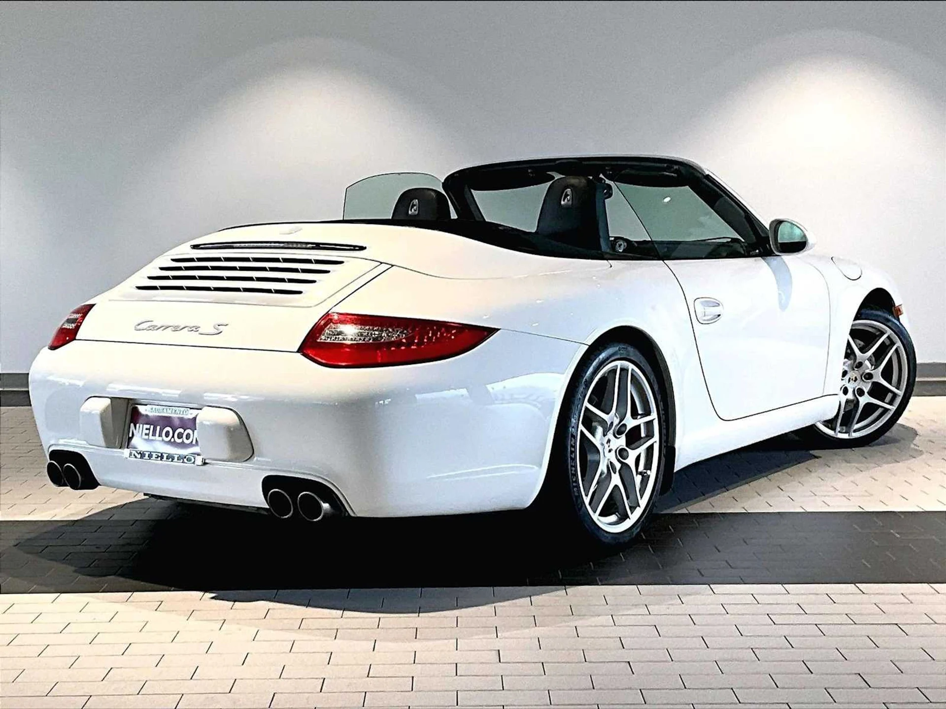 mph006_3267232664_deec9f9a66eb590c69166b54afc5414cx_fa94d44539