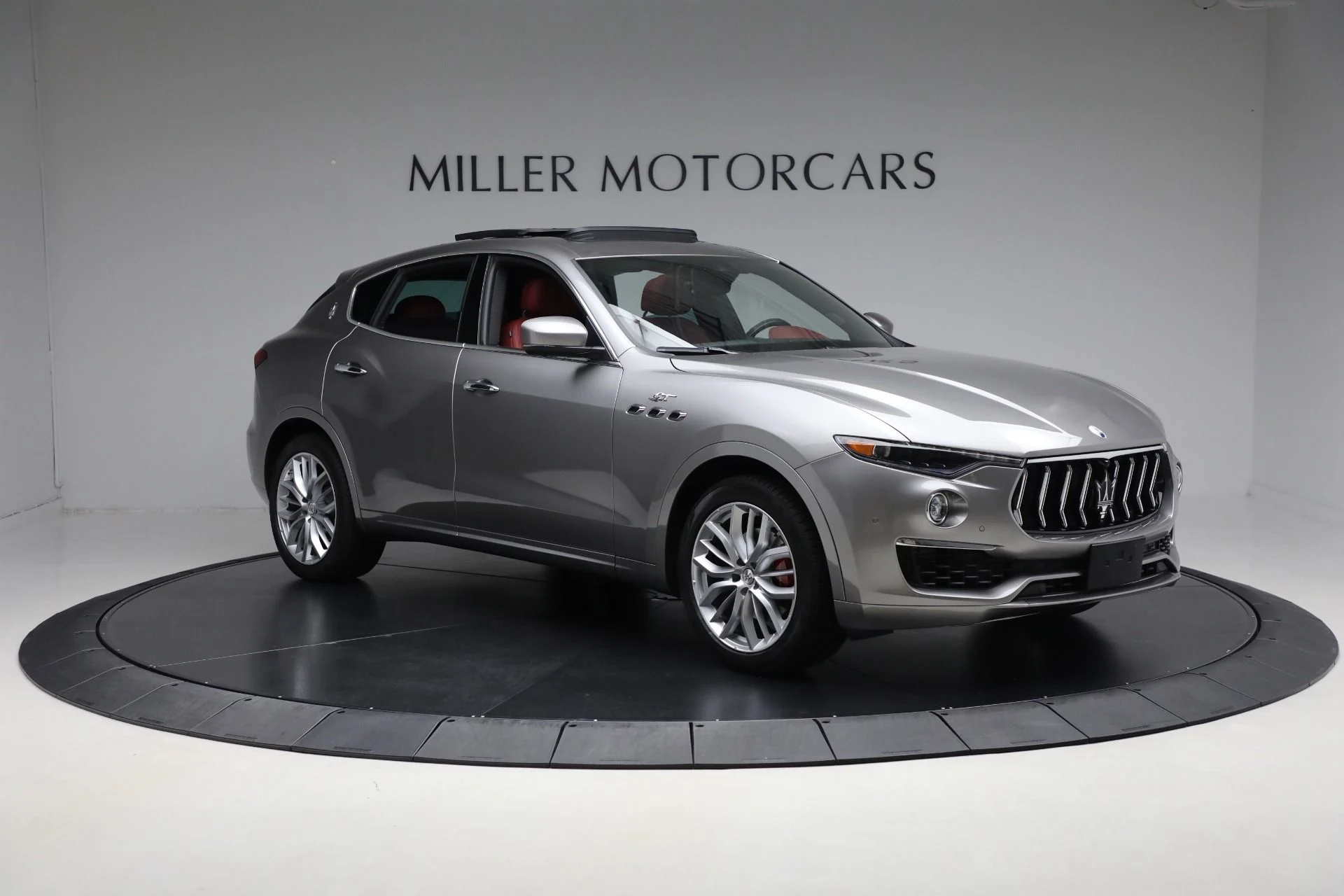 mph006_3269257283_Used_2022_Maserati_Levante_GT_9bb0a89a6c