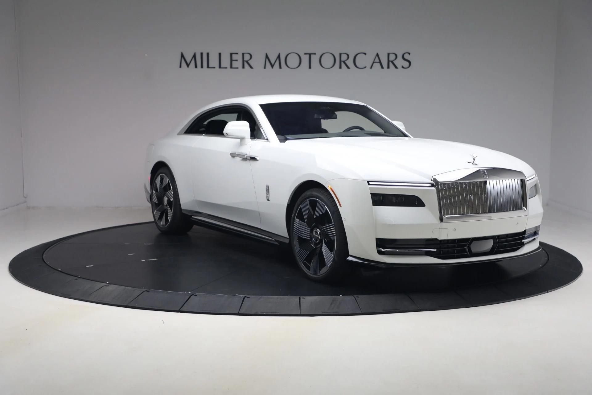 mph006_3270631039_Used_2026_Rolls_Royce_Spectre_1647e87856