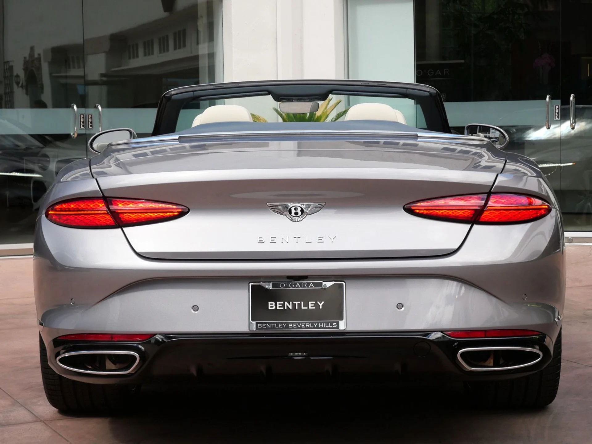 mph006_3270813161_6130e47496214800e87e1595a80420c9x_1c496b76a3