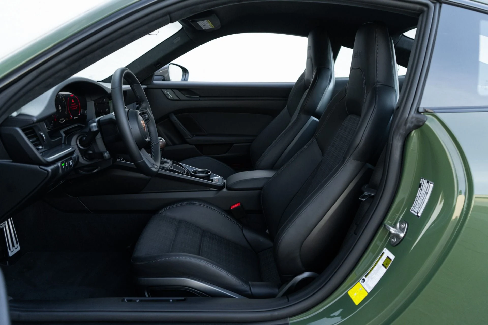 mph006_327177745_Used_2026_Porsche_911_Carrera_T_Carrera_T_1768421850_6d5e2bfbe7