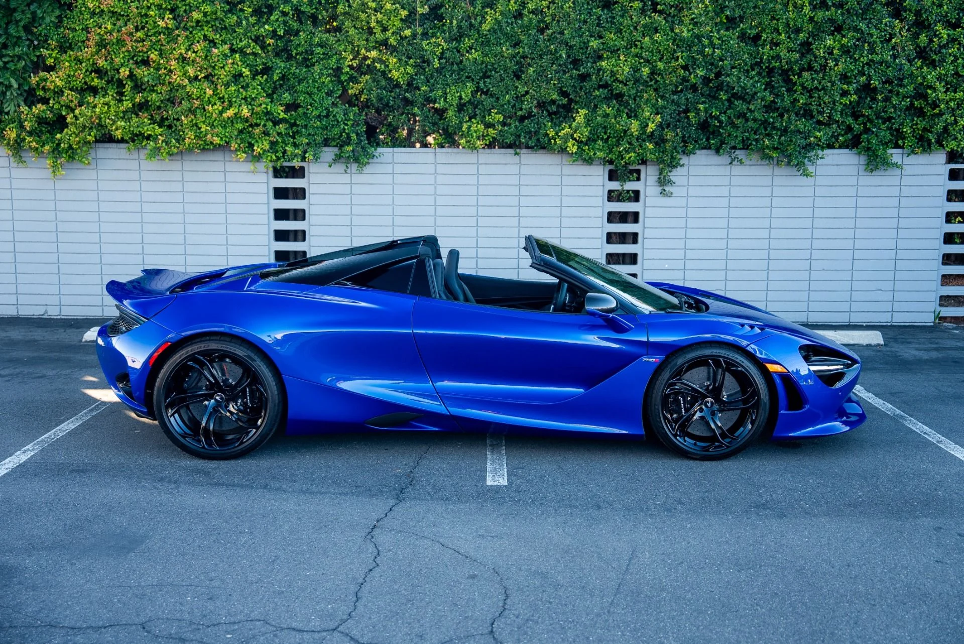 mph006_3274069990_Used_2024_Mc_Laren_750_S_Spider_1764028918_834b4d2269