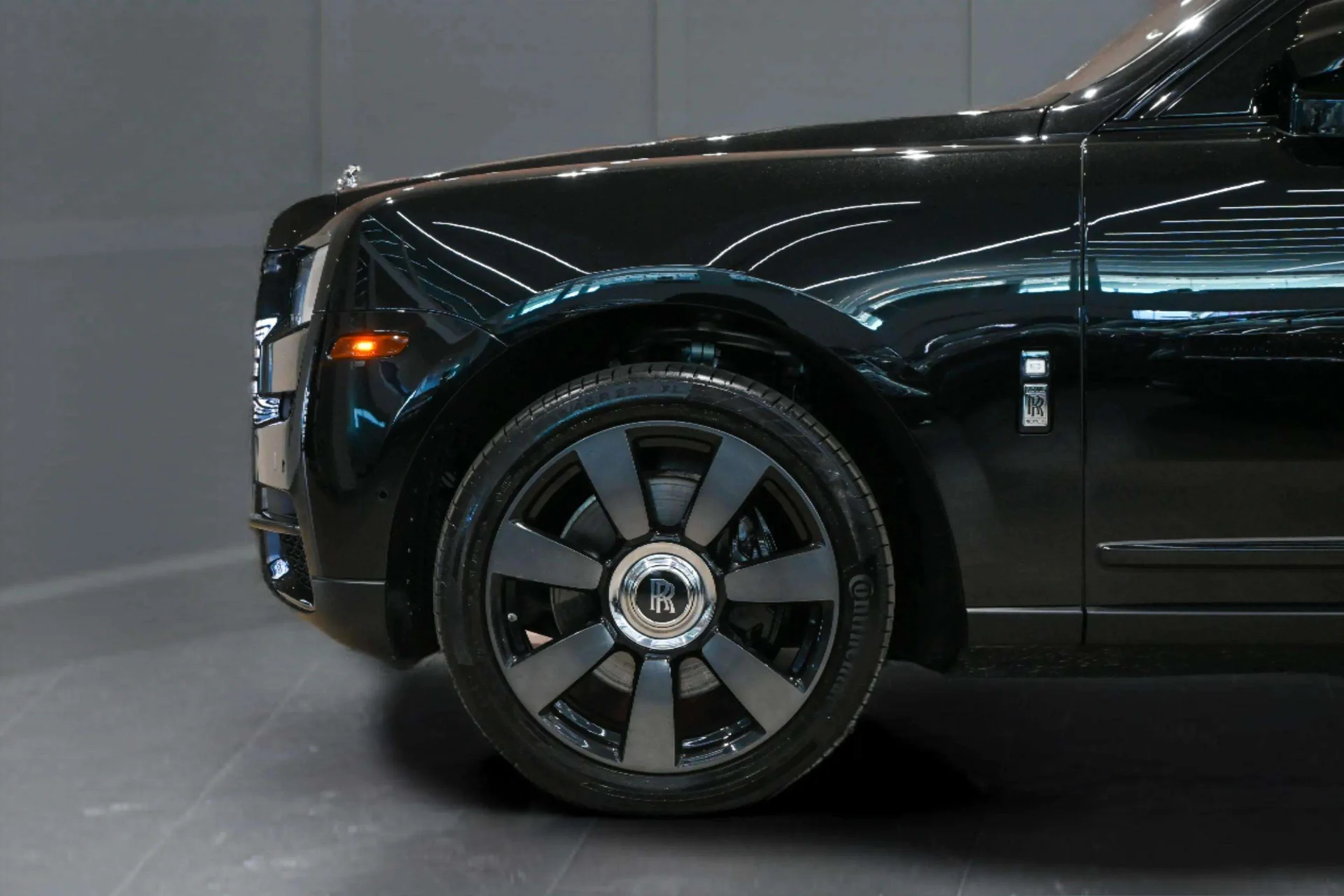 mph006_3275781001_580d79cd_871c_4b16_8b83_70a4bc84f97b_4839a25980