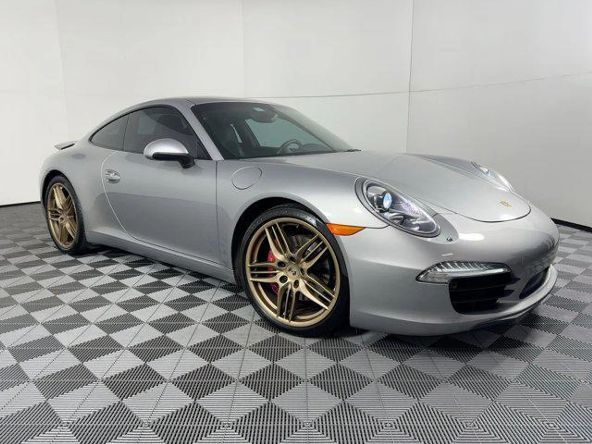 mph006_3288243236_ens61_BI_5f_JV_Kp413_Pnl_Ky_R8e_ho_697179f928