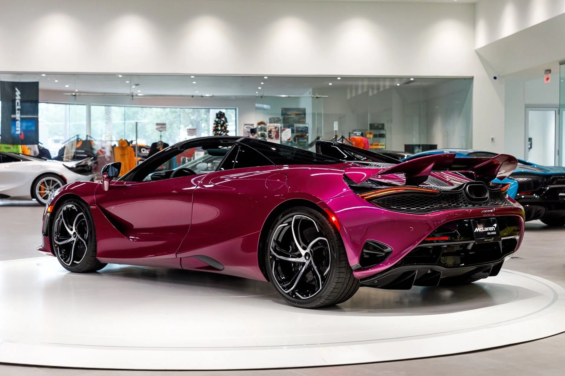 mph006_3288775596_630_p7_l_4606f7d4d4