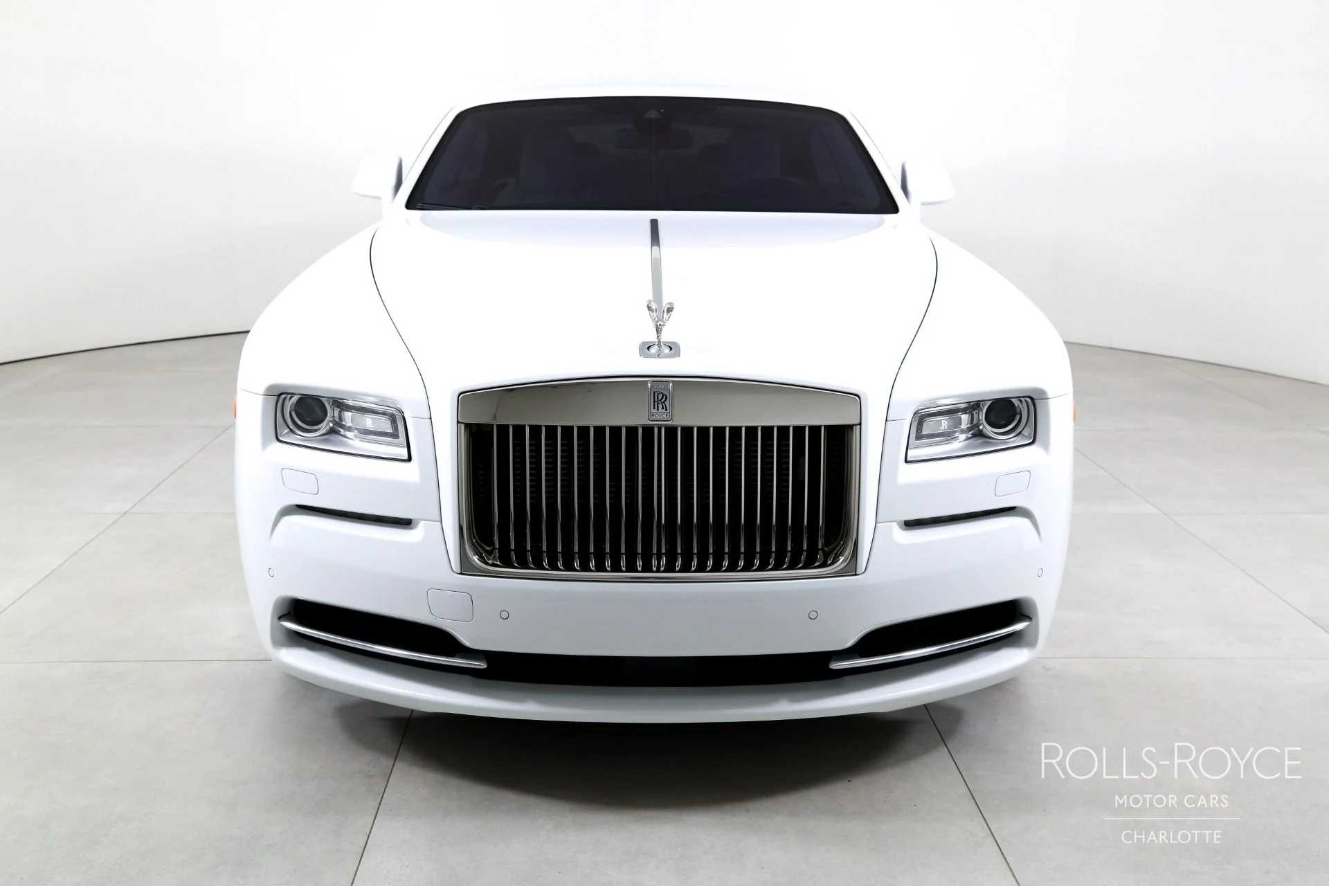 mph006_329414261_Used_2014_Rolls_Royce_Wraith_1778858197_c0784150ab