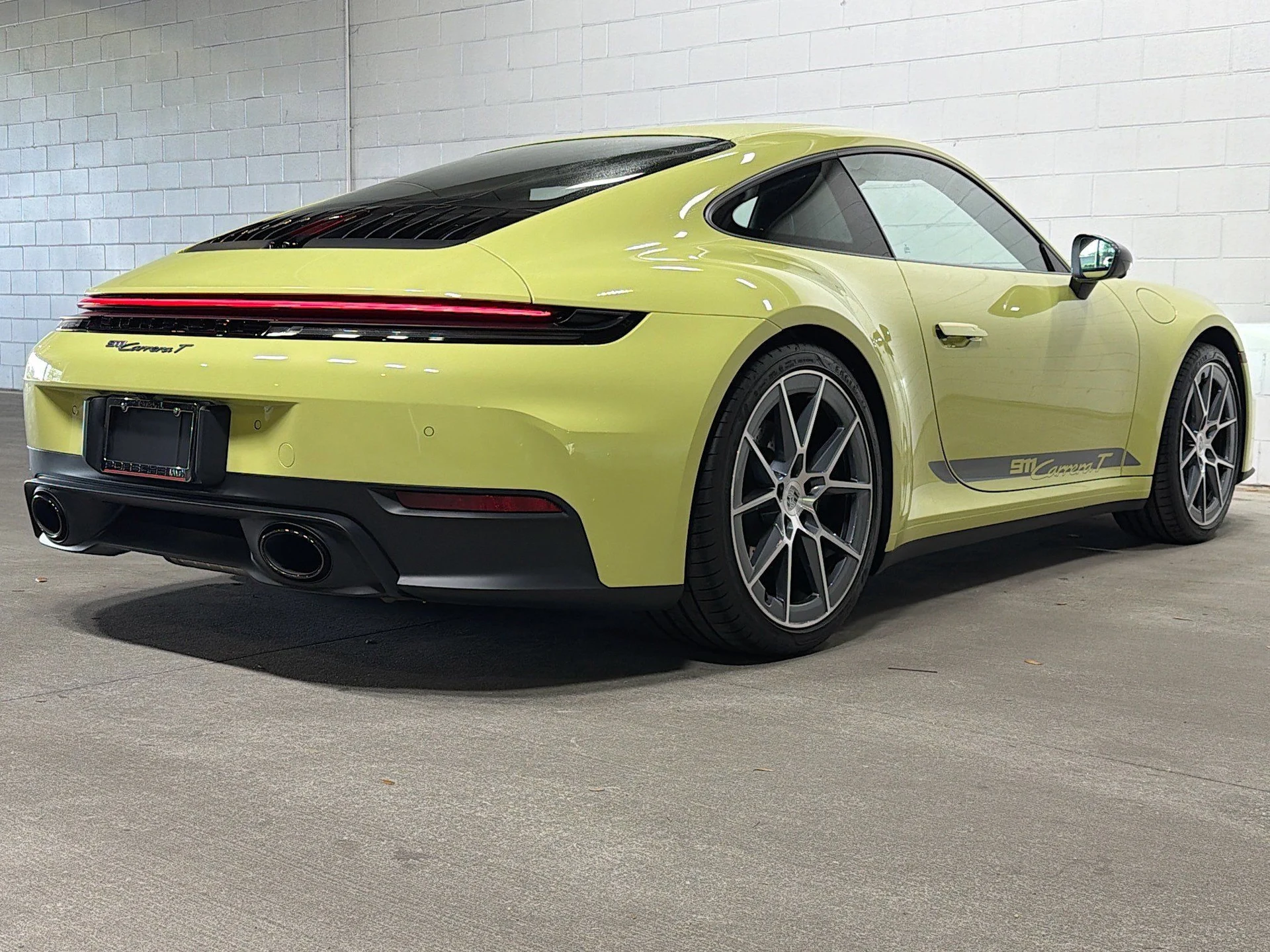 mph006_329607826_81609b7f81356d4528c1e50ac2131b45_b04627a9e8