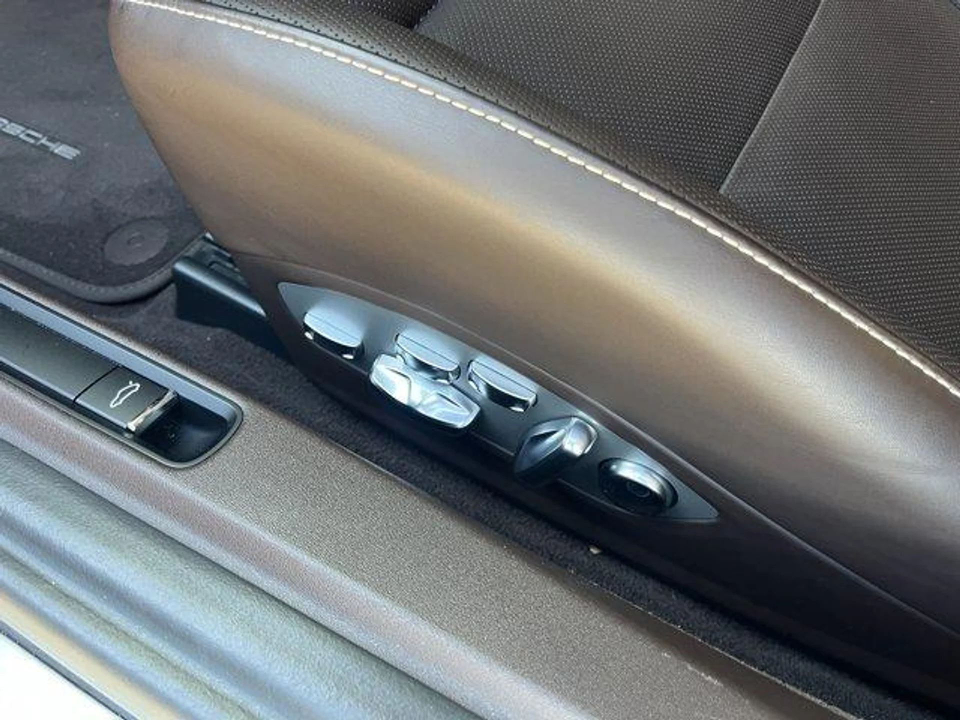 mph006_3298778054_0_TMU_7_Ct_Fr0_IM_Q_Amkt_Vz_7q_YM_Ro_d9e9269a34