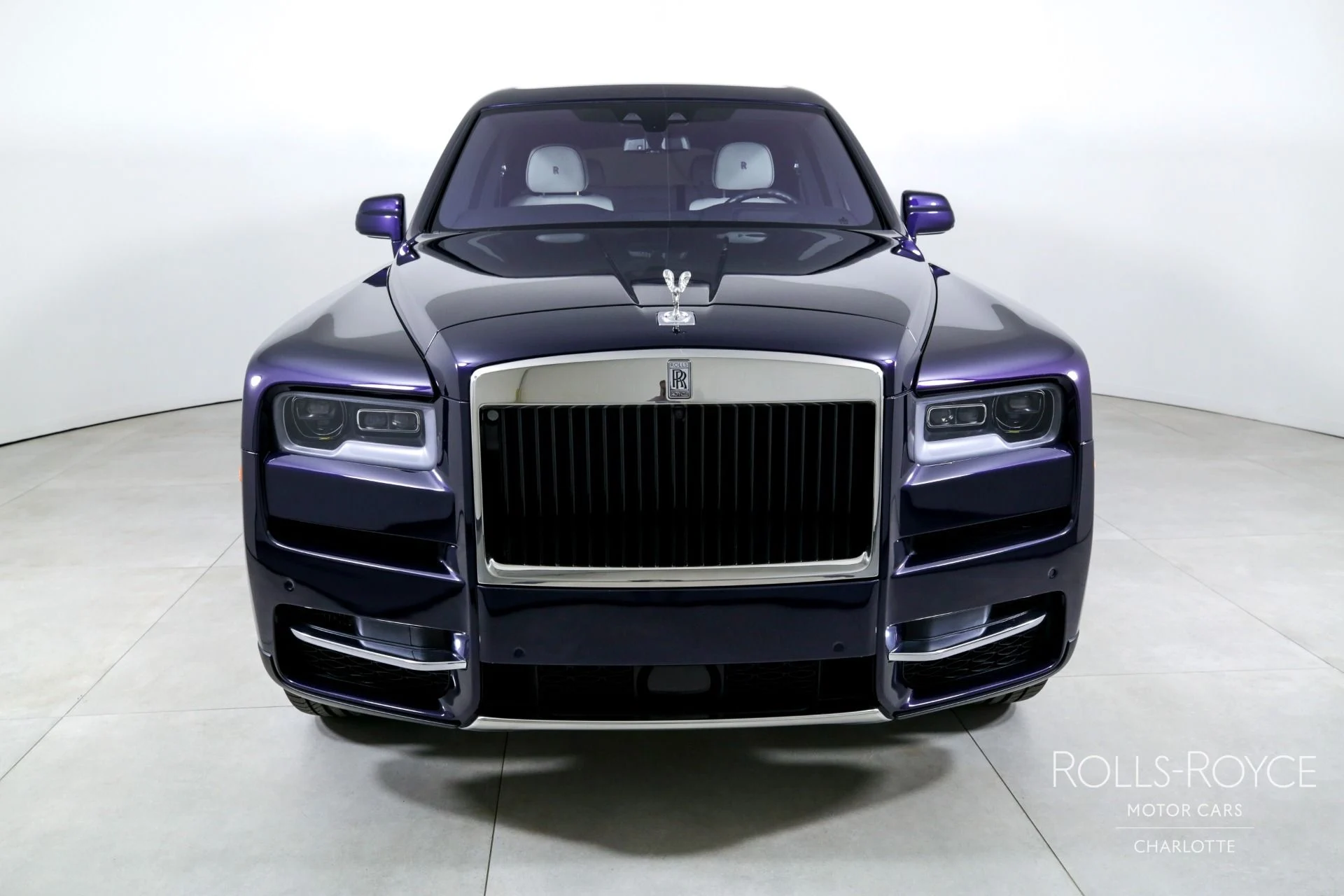 mph006_3302553928_Used_2023_Rolls_Royce_Cullinan_1742248268_da57dd0592