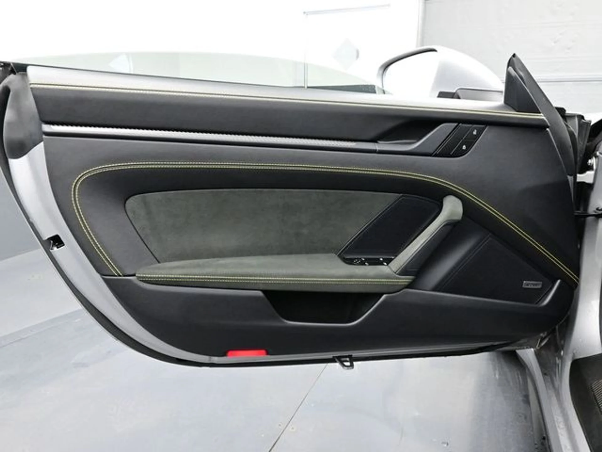 mph006_3310548019_f286131cbc1615a5481f5b3e9acf01bcx_7503244f76