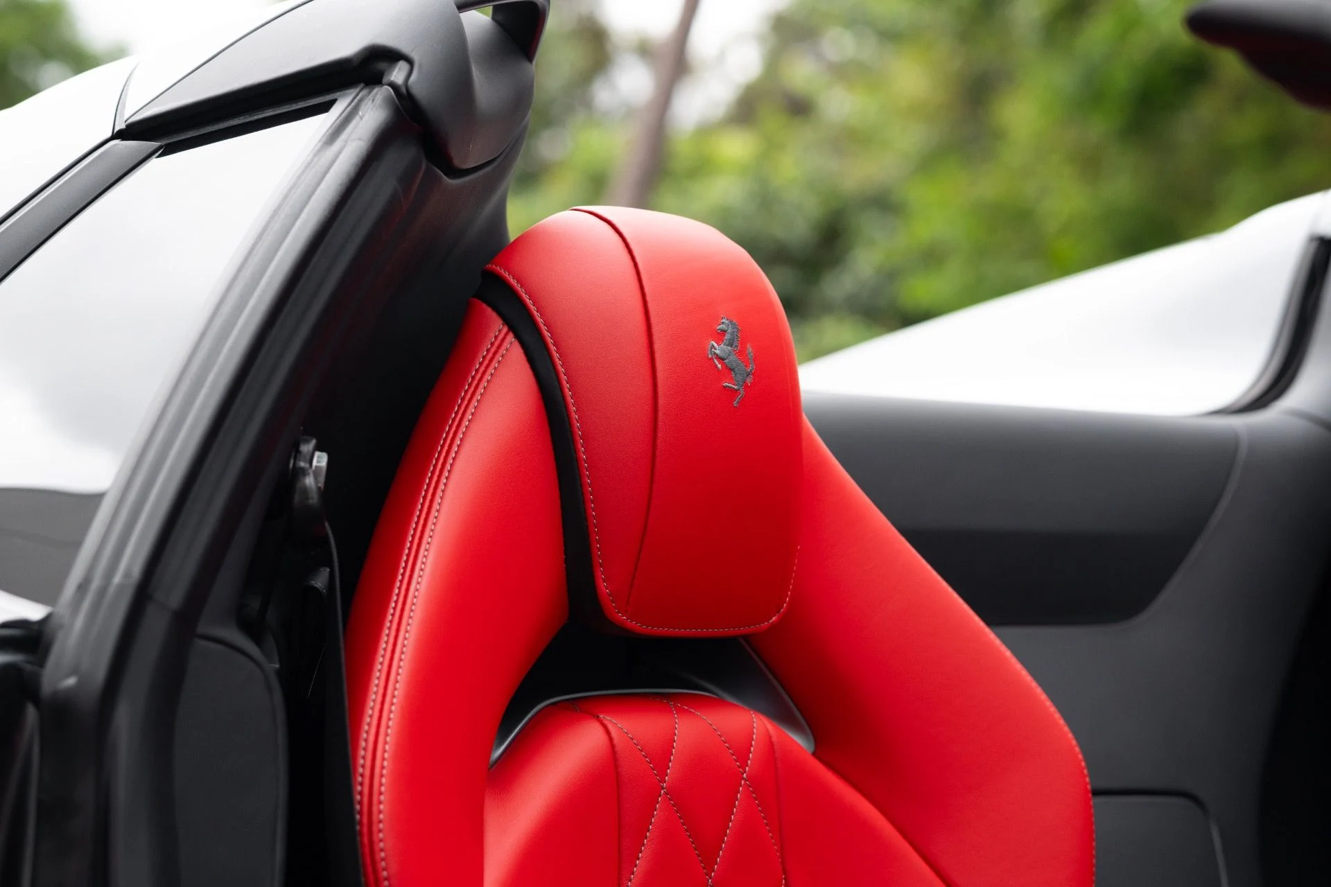 mph006_3311950984_Used_2022_Ferrari_812_GTS_1768275128_a53b038747