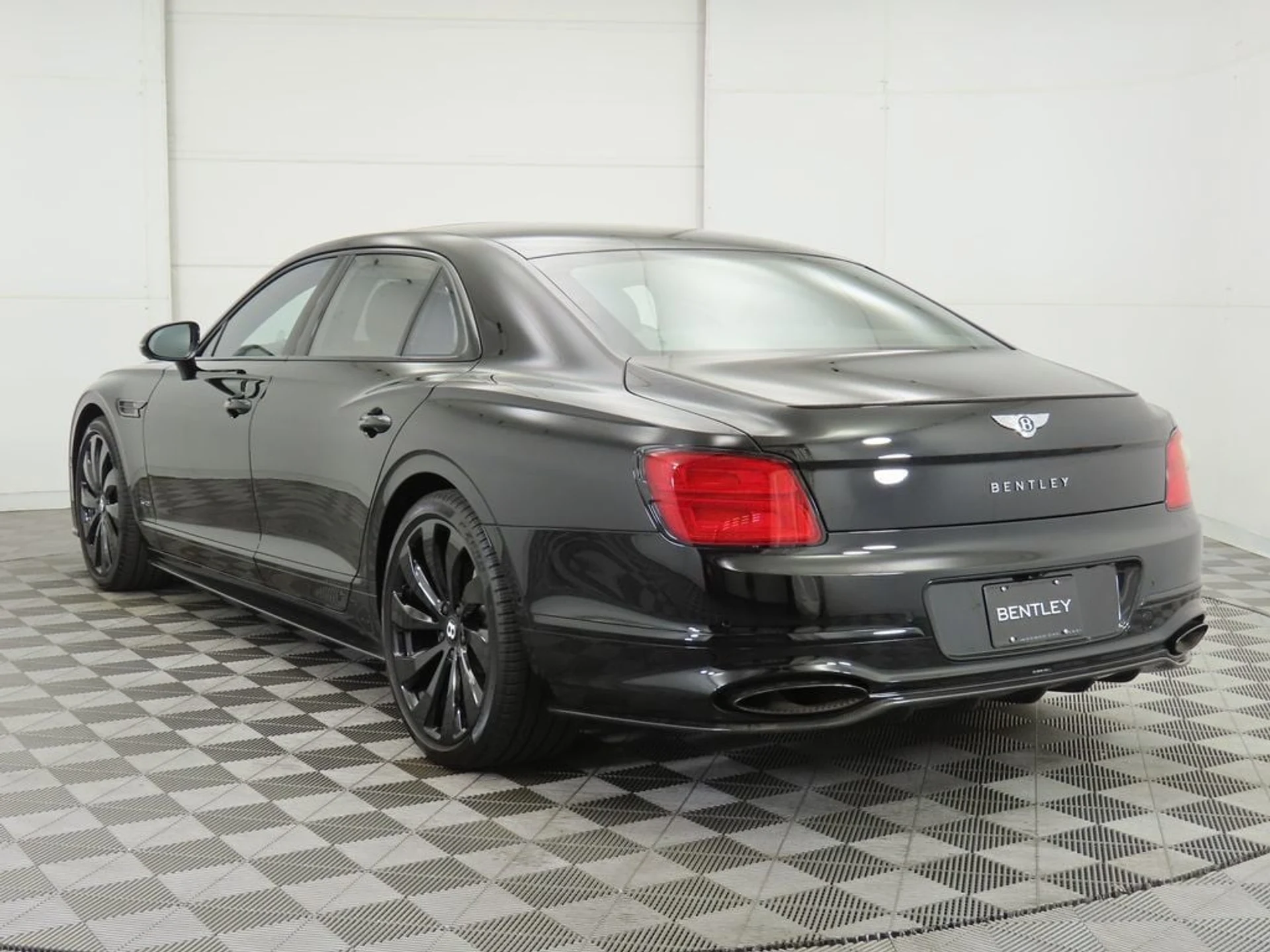 mph006_3312637996_used_2022_bentley_flying_spur_w12sedan_8119_22917099_7_1024_4ae2272b2f