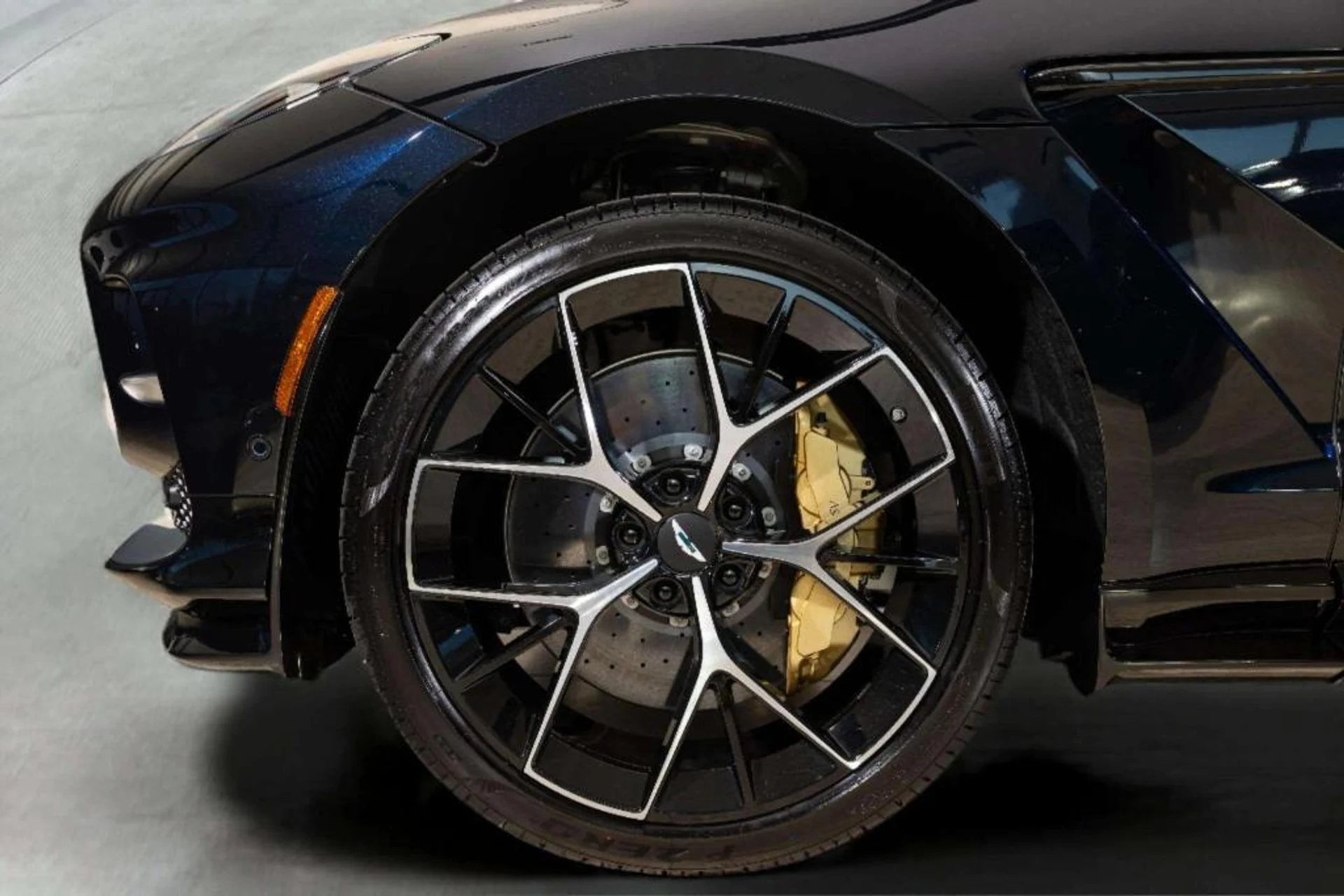 mph006_3324644666_xn_K_Nix0_Og_Vl_Lwe_HFPA_3d_Oz_CA_9q_M_08707b78f2