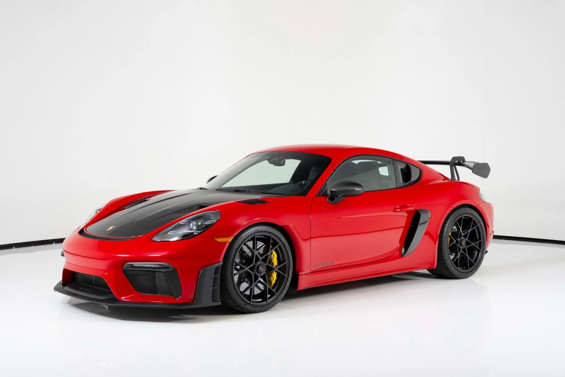 mph006_3326718015_Used_2024_Porsche_718_Cayman_GT_4_RS_1750205655_fc74f4ba0c
