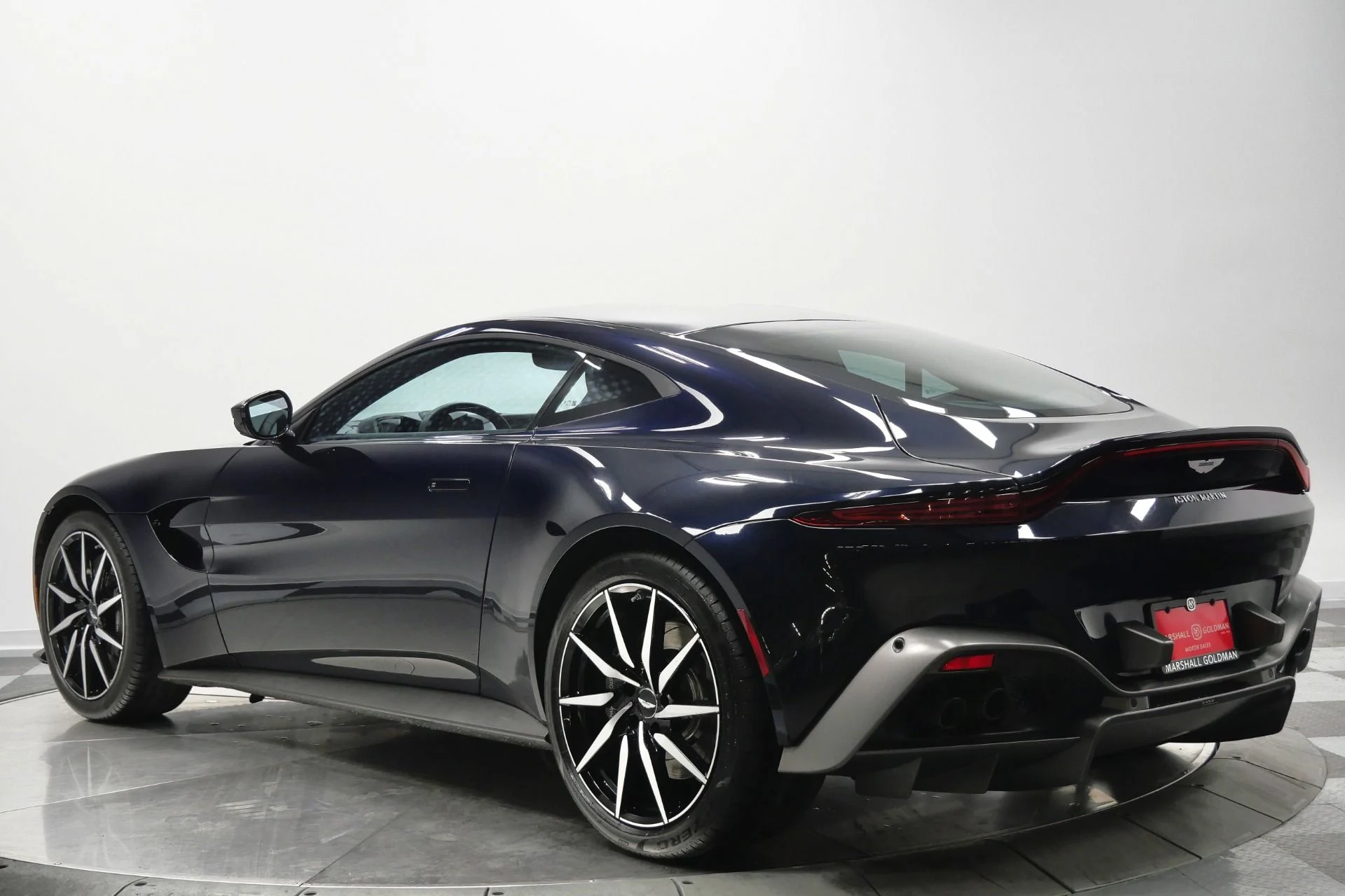 mph006_3328190287_Used_2020_Aston_Martin_Vantage_Twin_Turbo_V8_Comfort_Collection_Beautiful_Inside_and_Out_1769203114_83d7fc0d70
