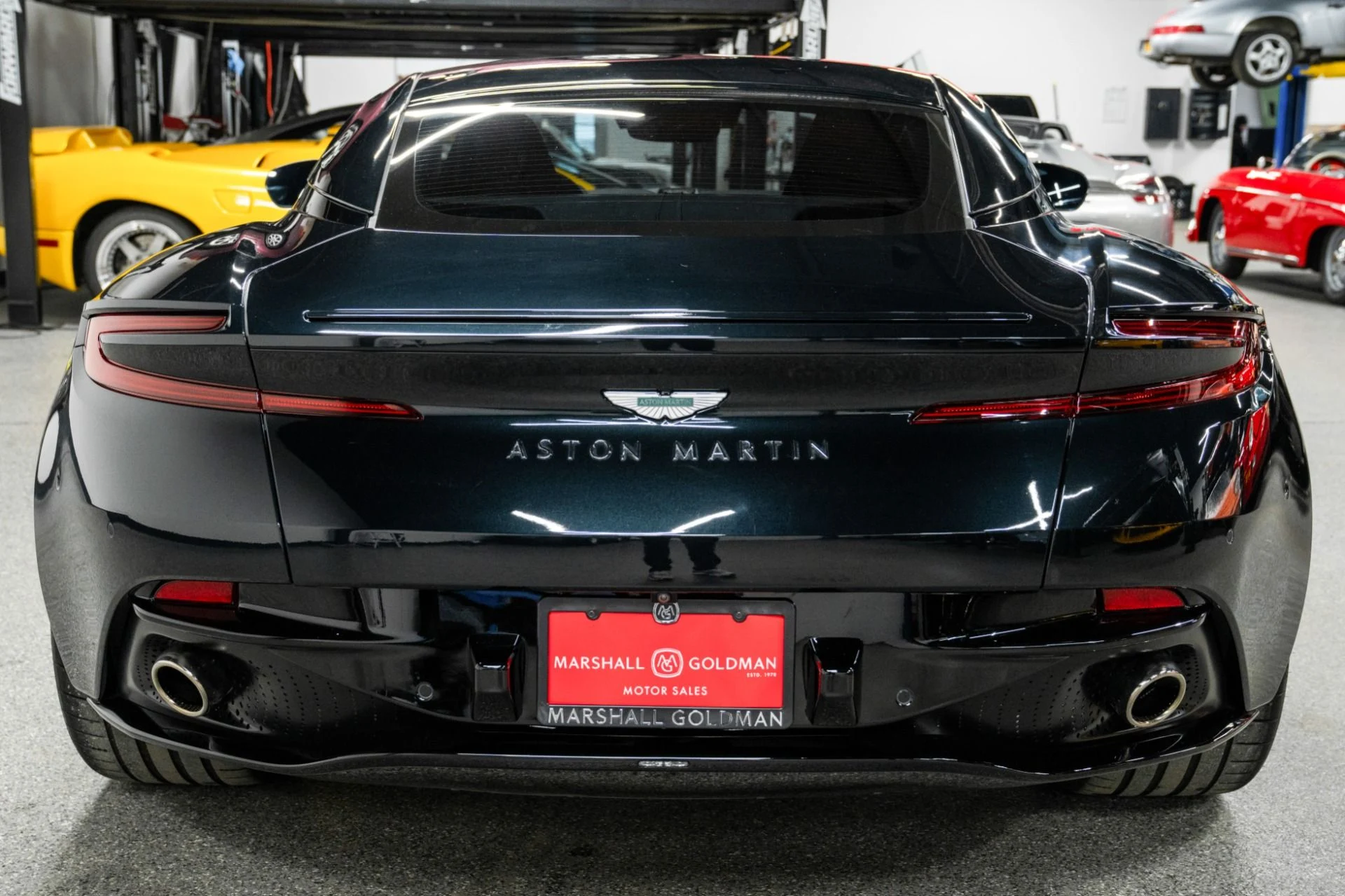 mph006_3328764475_Used_2024_Aston_Martin_DB_12_V8_Special_Paint_Color_Bowers_and_Wilkins_Premium_Audio_Carbon_Brakes_1771535066_9372d8ec35