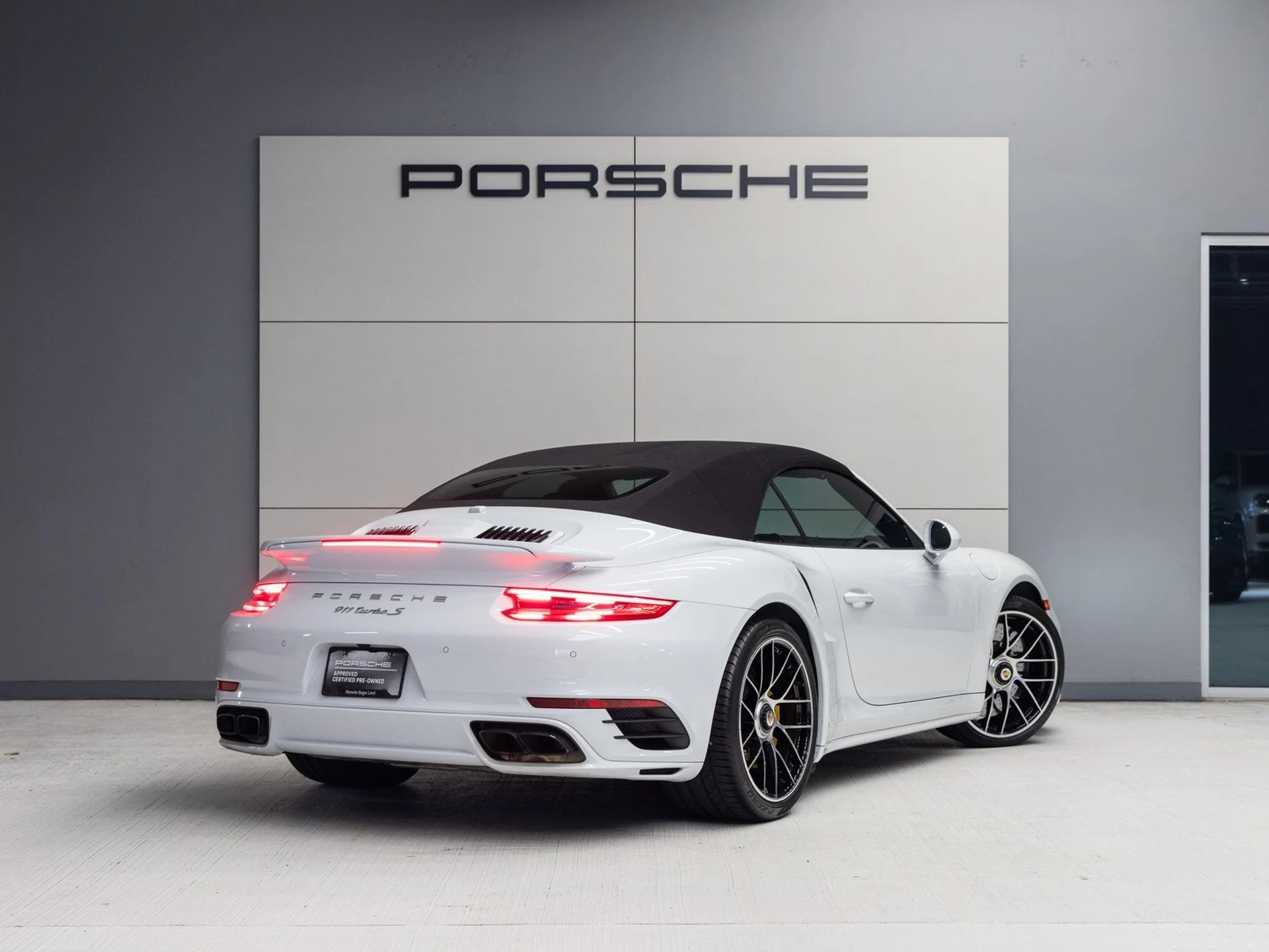 mph006_3338199652_7_b497784d59