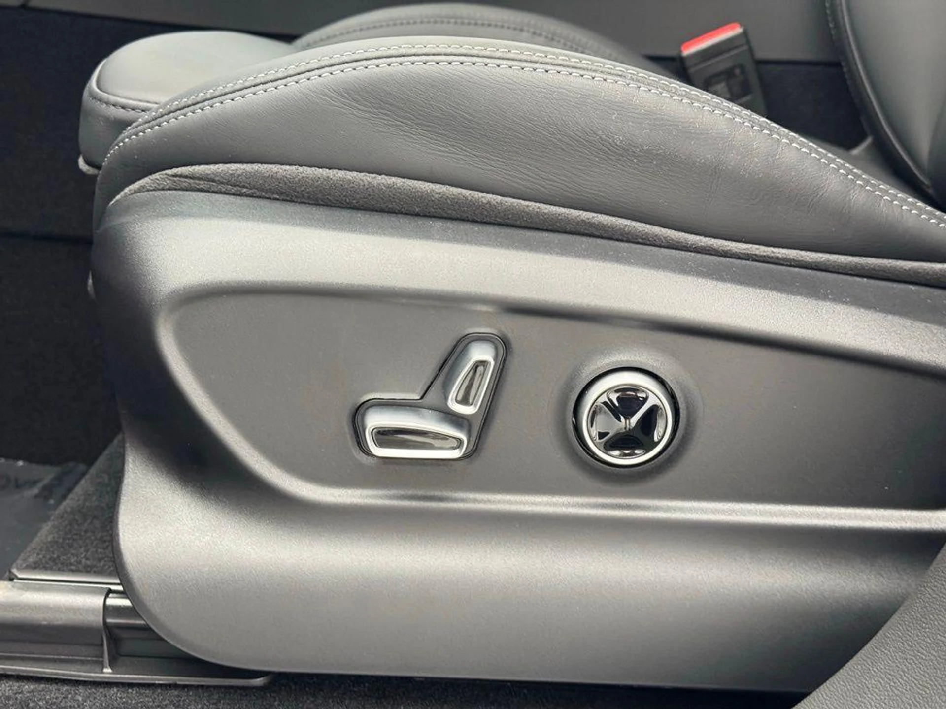 mph006_3342656087_Imm_Vi_Rs_U4a_W_Cgh_NB_3_IT_9_Zv72_JU_0c620238a5