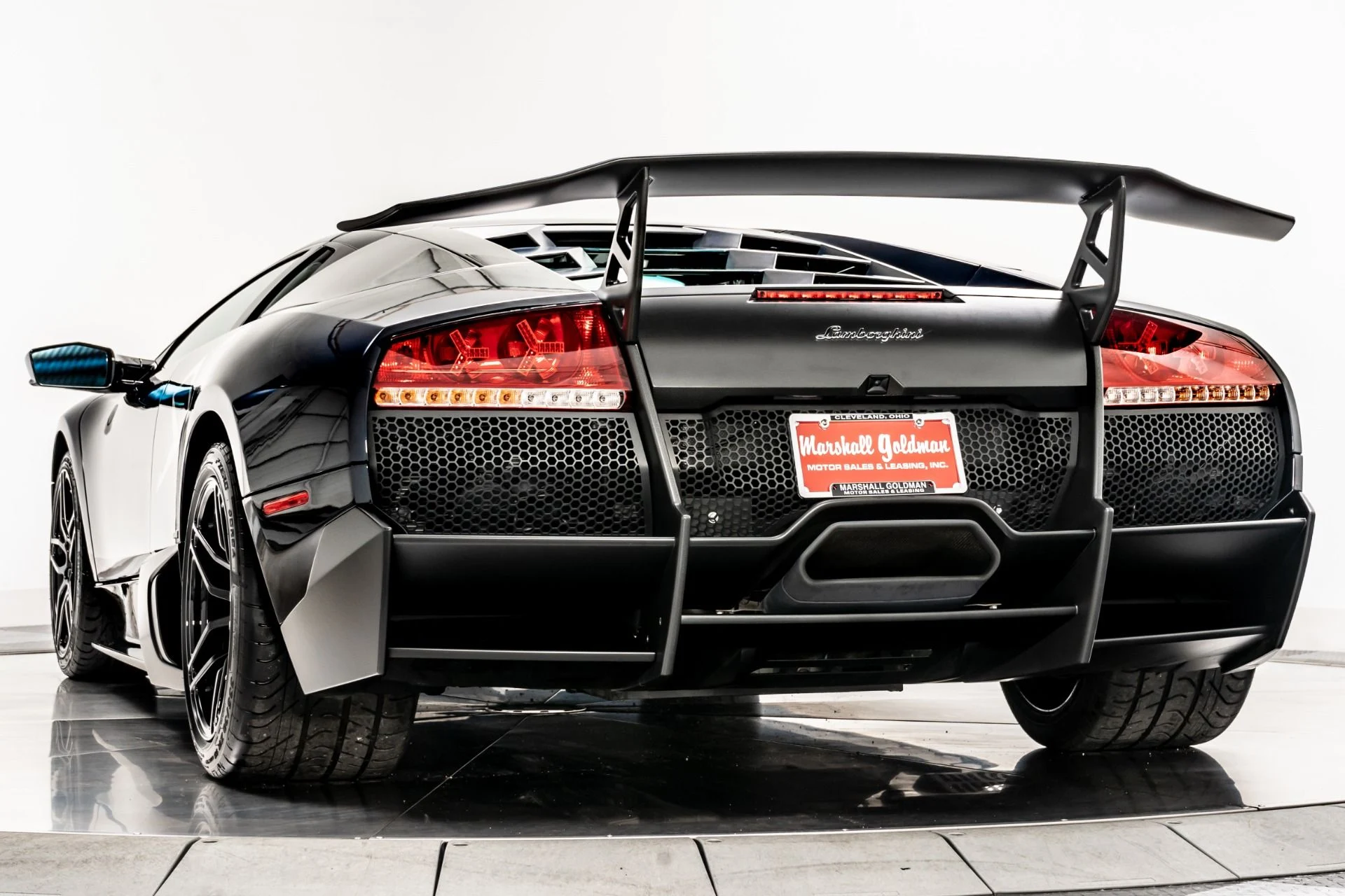 mph006_3344293874_Used_2010_Lamborghini_Murcielago_LP_670_4_SV_1759859215_37944b237a