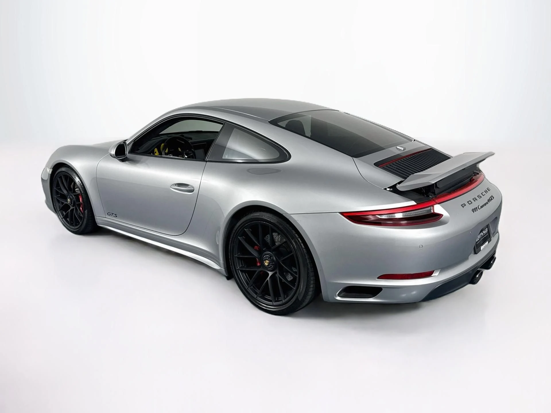 mph006_3347239358_Used_2018_Porsche_911_Carrera_4_GTS_1791931086_7cd50451ec