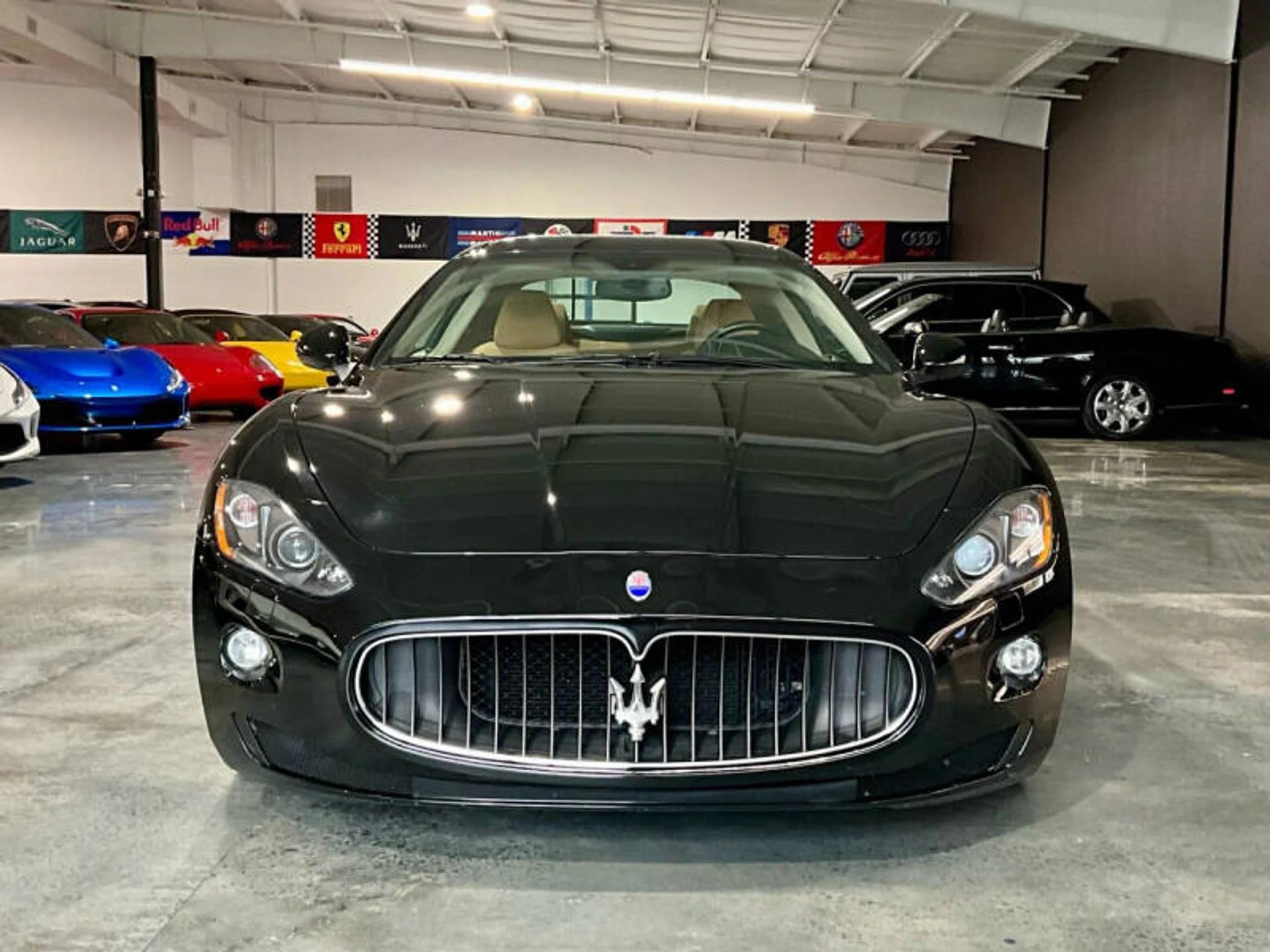 mph006_3356889981_2008_maserati_granturismo_base_2dr_coupe_a48d3090da