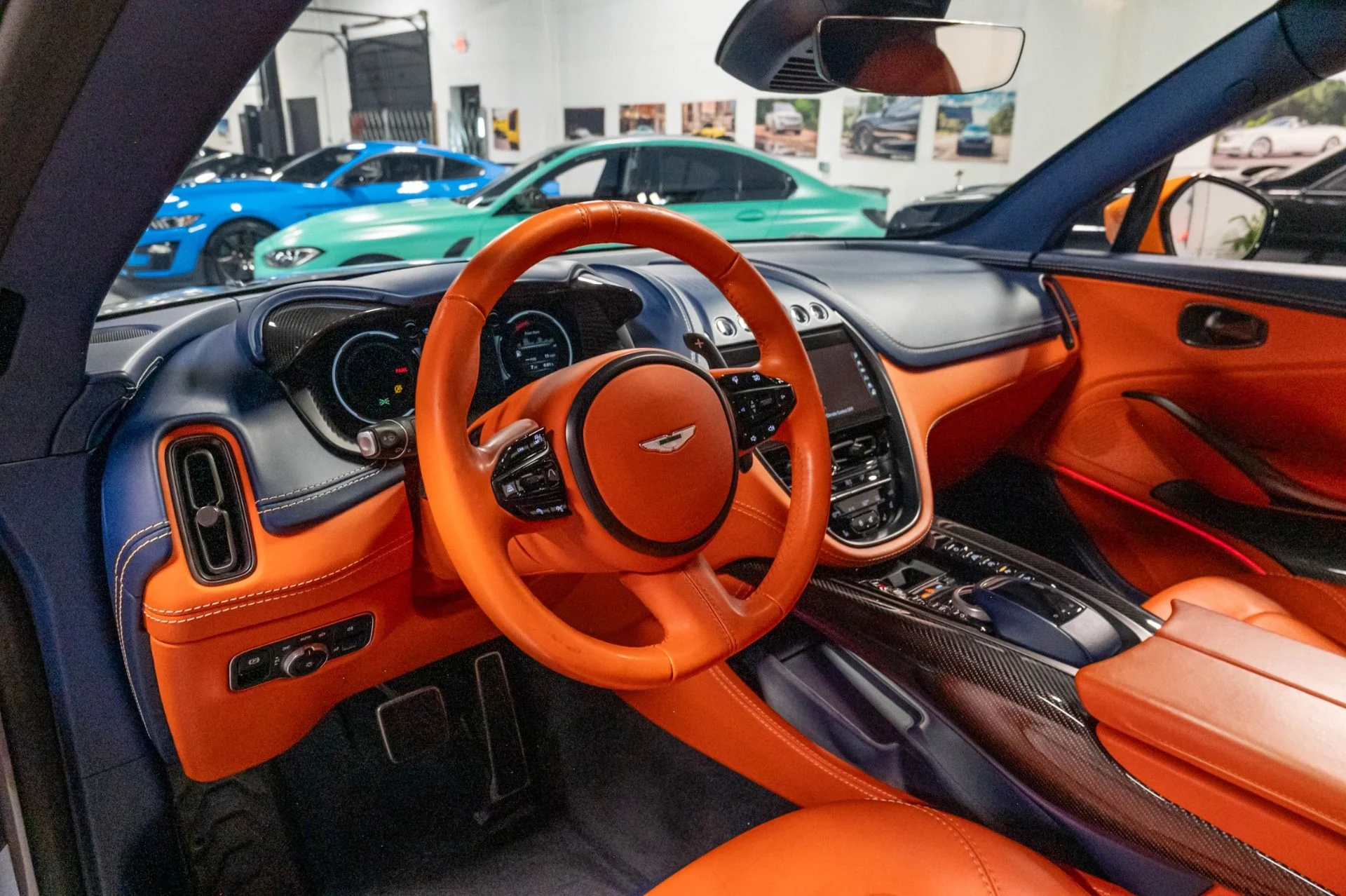 mph006_3359236942_Used_2021_Aston_Martin_DBX_Base_1786140147_bcd82ec25a
