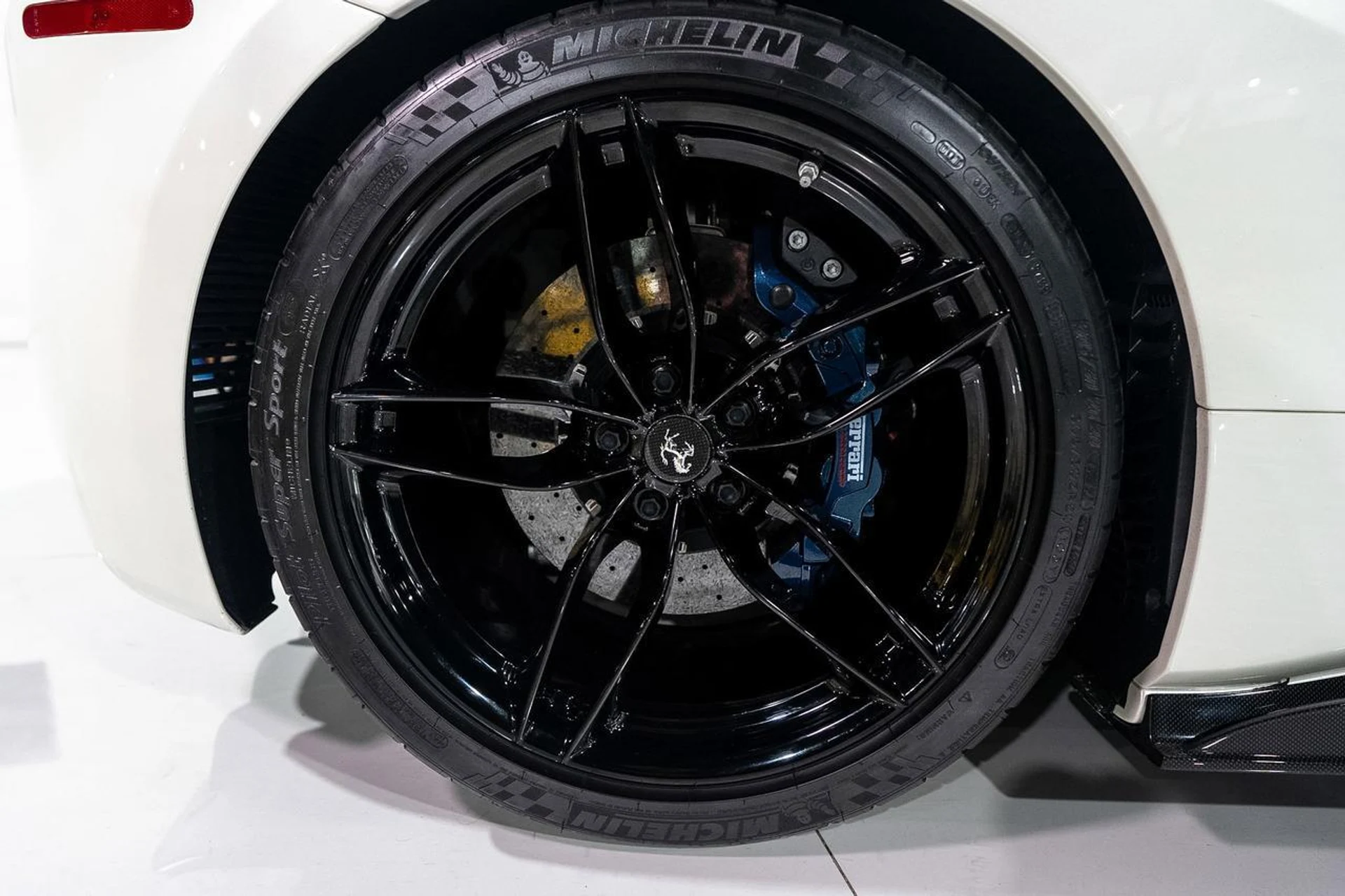 mph006_3365523546_168b8cfde1d347cbb1974d6400ab8ef9_4f5b7e97a9