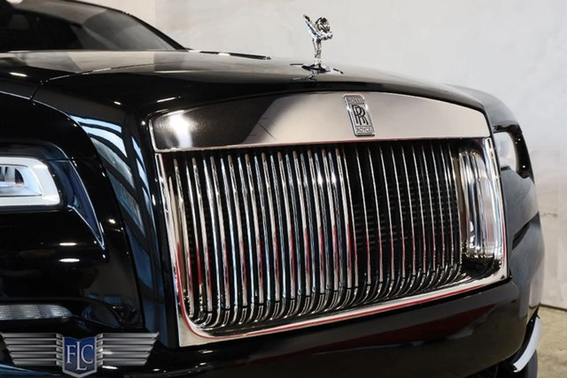 mph006_3366450049_used_2017_rolls_royce_dawn_convertible_9689_23082501_11_640_be7269f45d