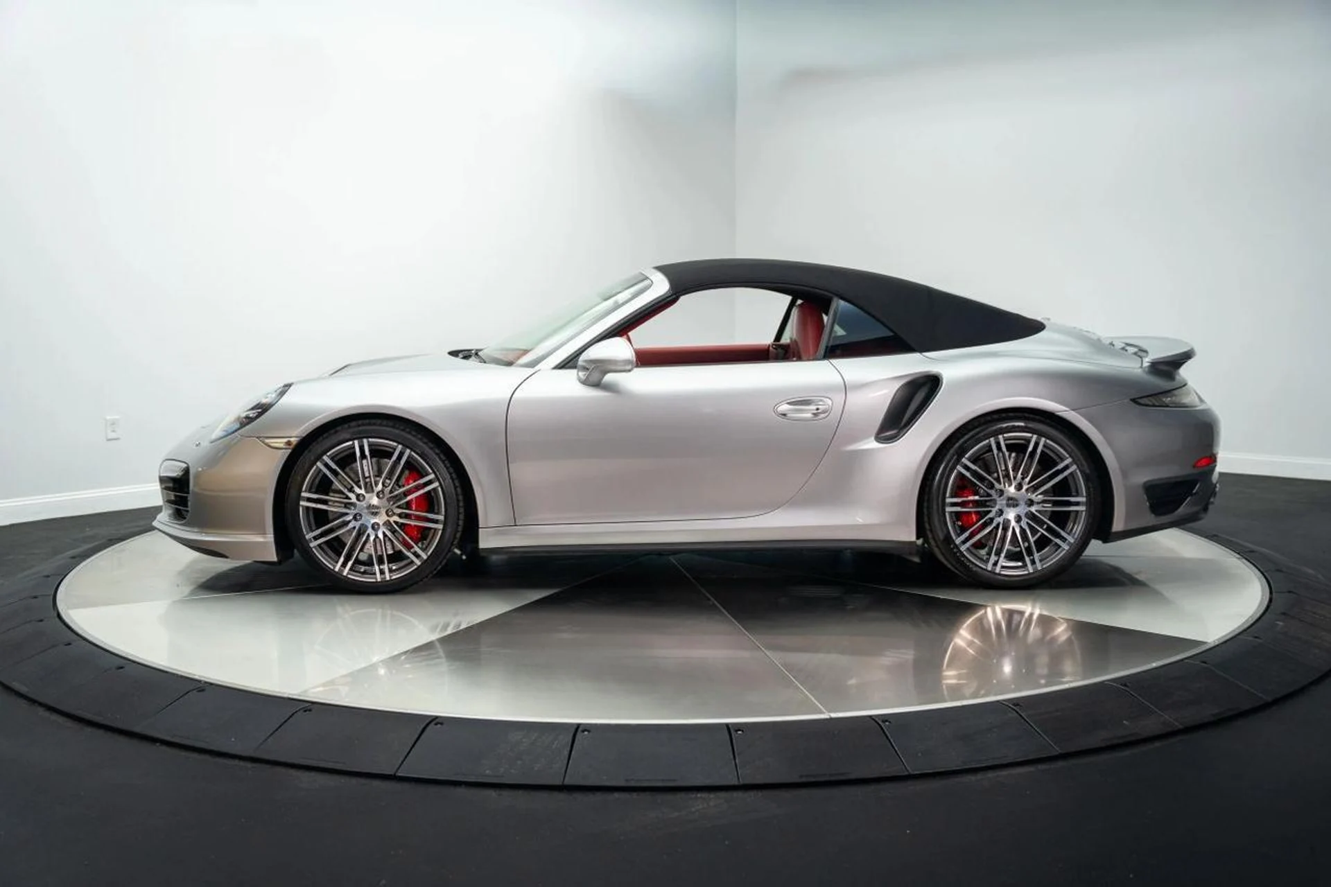 mph006_3366996905_6ac301c6f2a5e8897177f52111087c7f_31210ab7f8