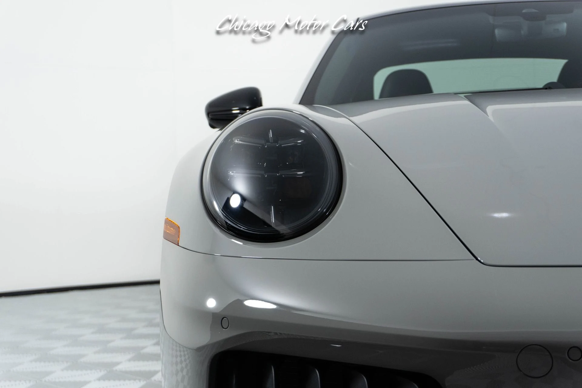 mph006_3368133975_13072_p7_l_92523abe5b