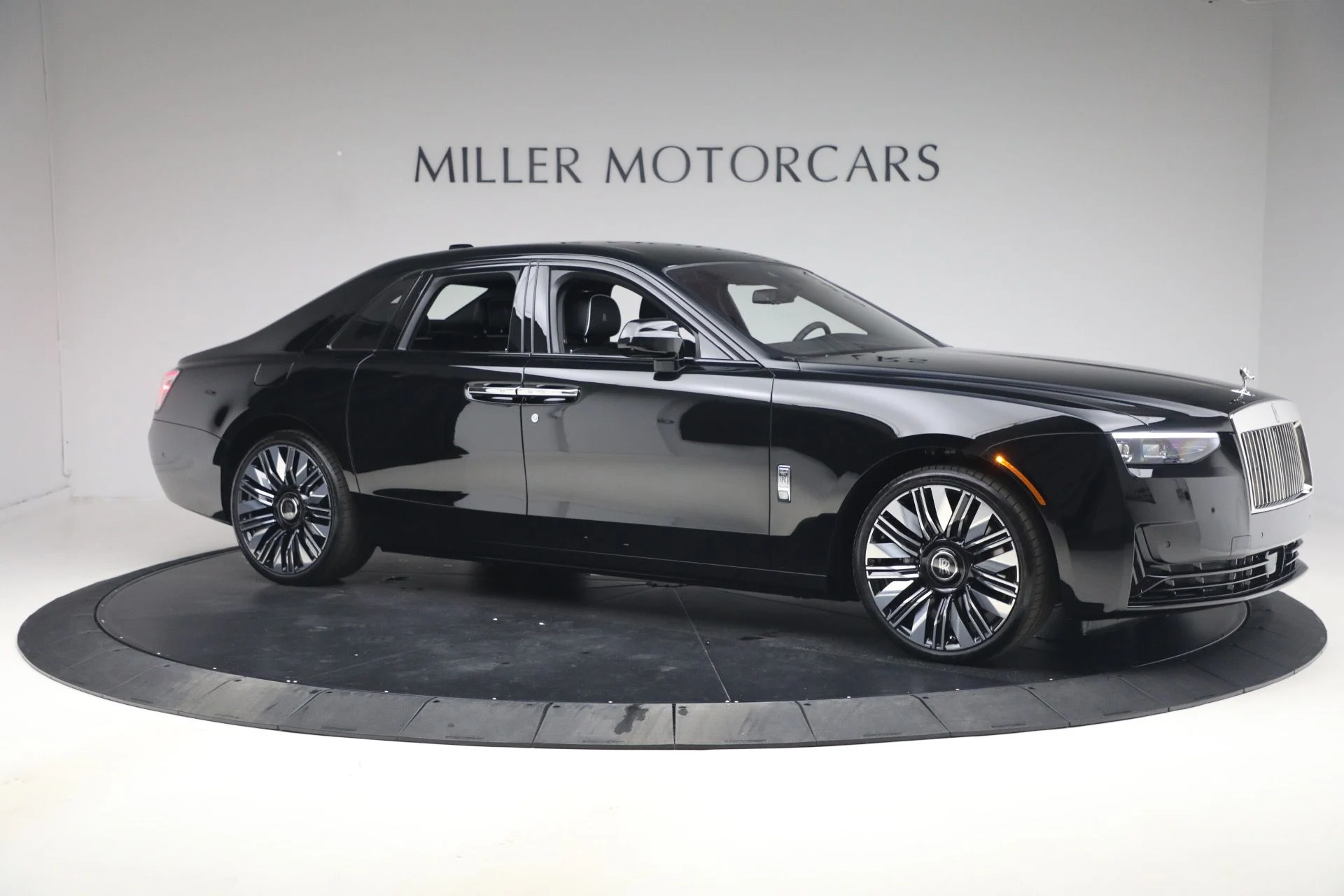 mph006_337331822_New_2026_Rolls_Royce_Ghost_b8290f05f9