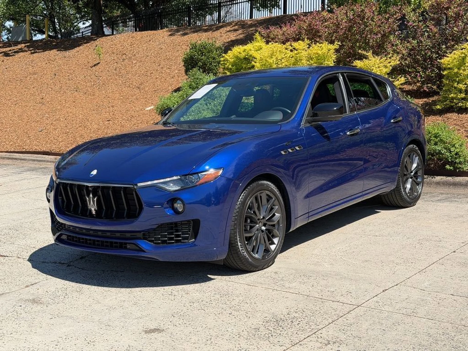 mph006_3383032998_8e24637ec3444614a6e91553407001c9_2ef2b45d51