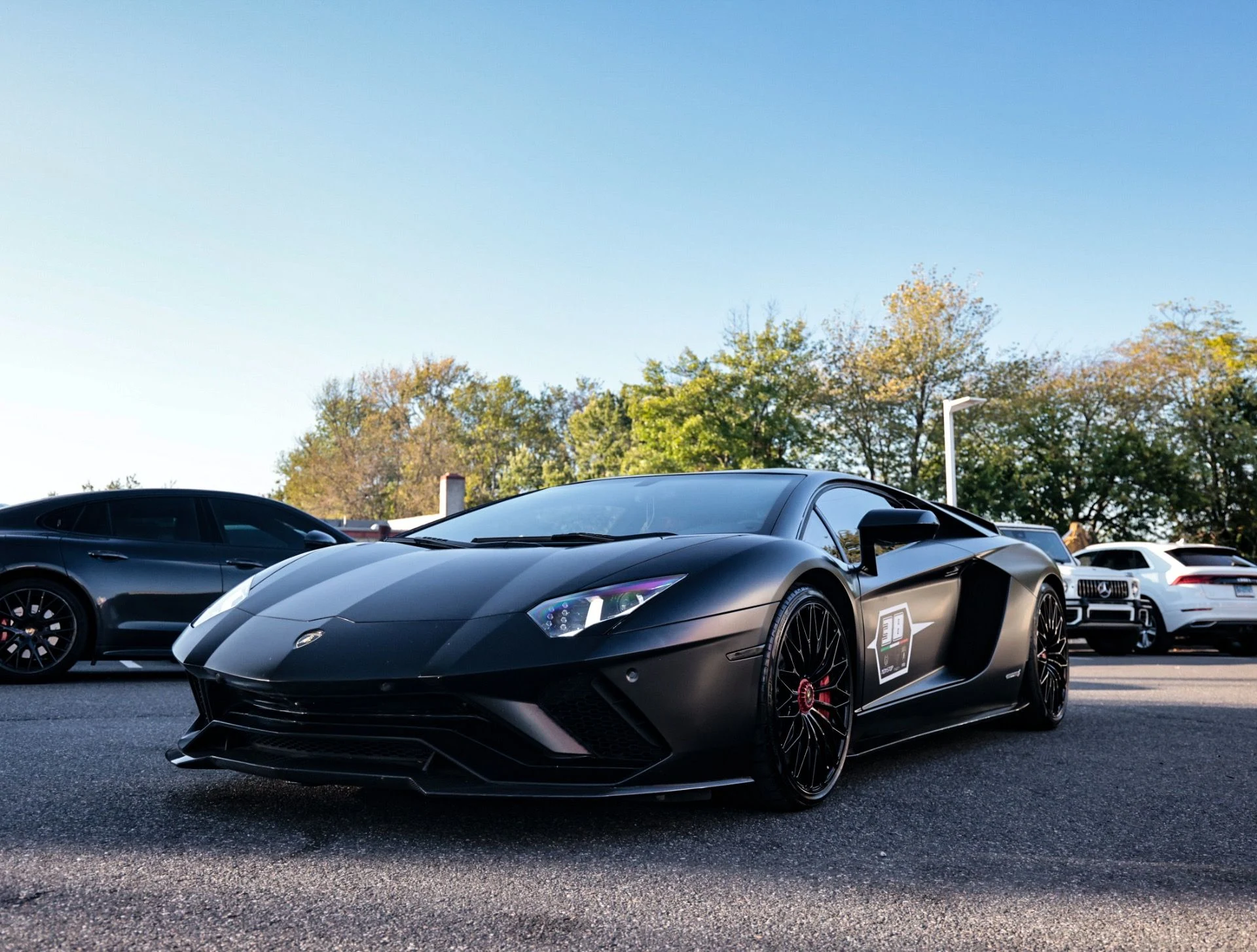 mph006_3388441847_Used_2018_Lamborghini_Aventador_S_1762208341_6ffdef7fed