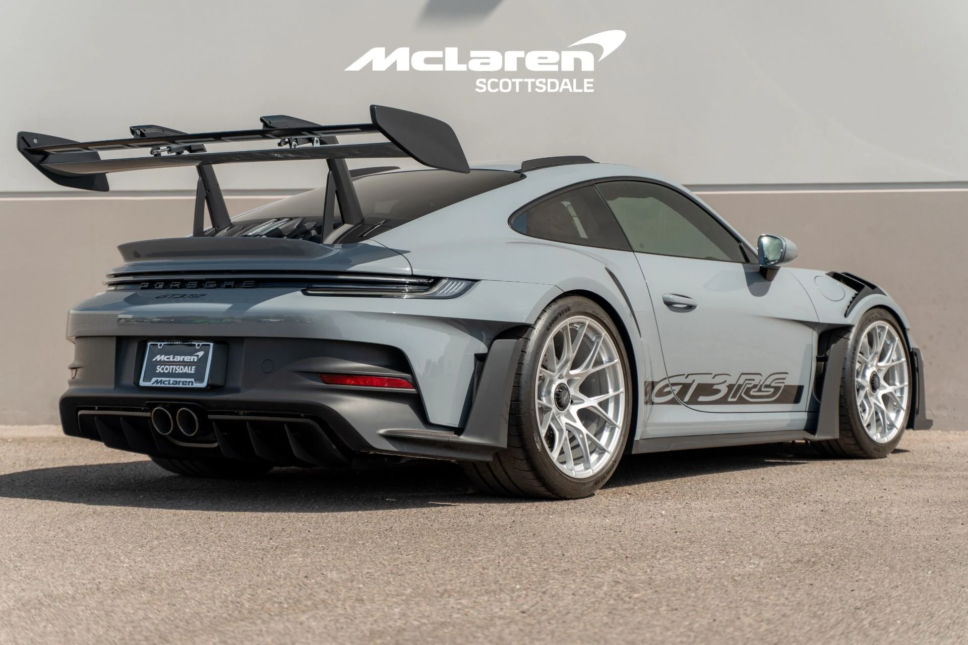 mph006_3389229492_Used_2023_PORSCHE_911_GT_3_RS_1755385403_88c4f91f67