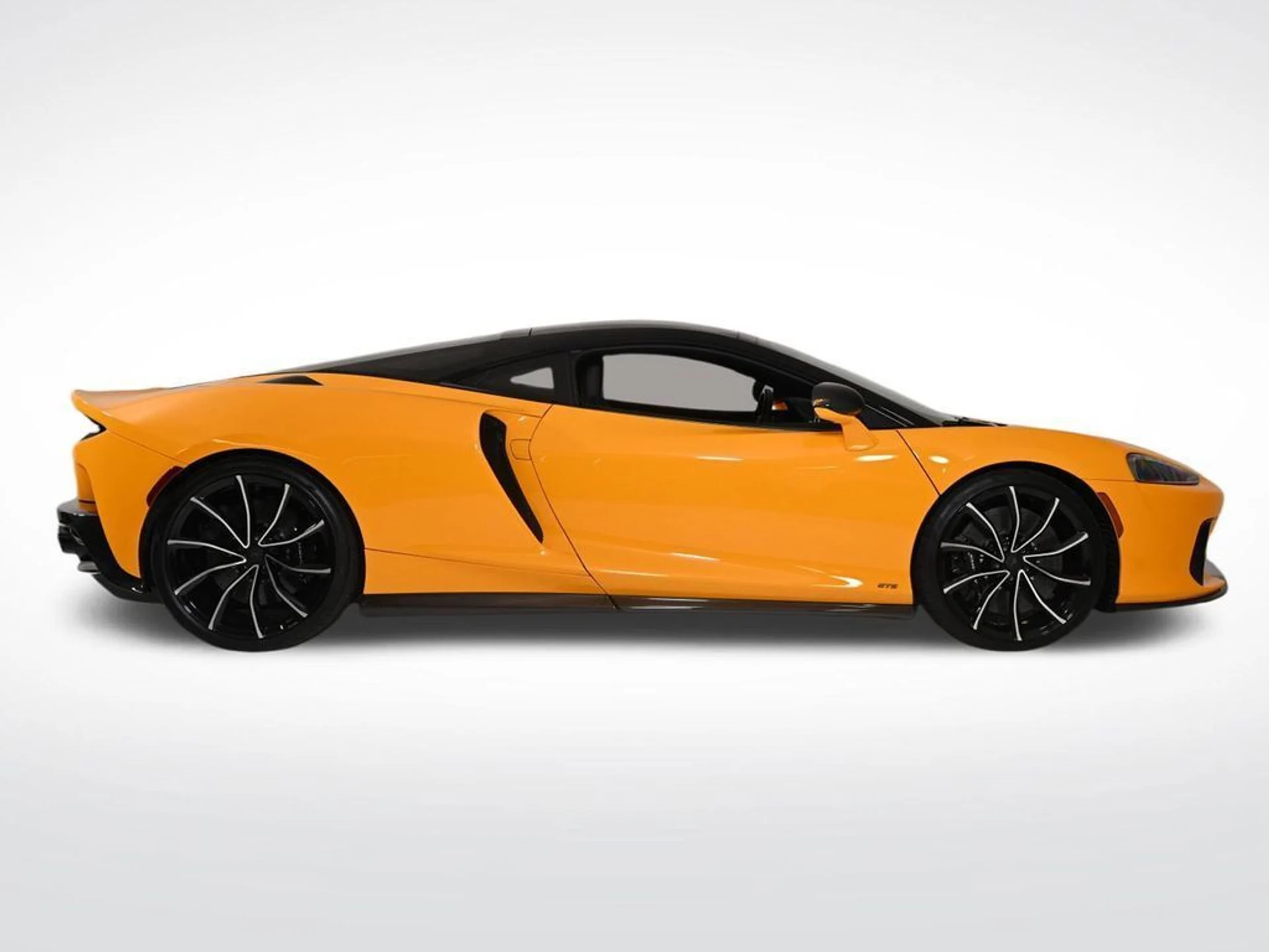 mph006_3389701258_new_2025_mclaren_gts_11350_22961042_6_1024_7d2c3ae14b